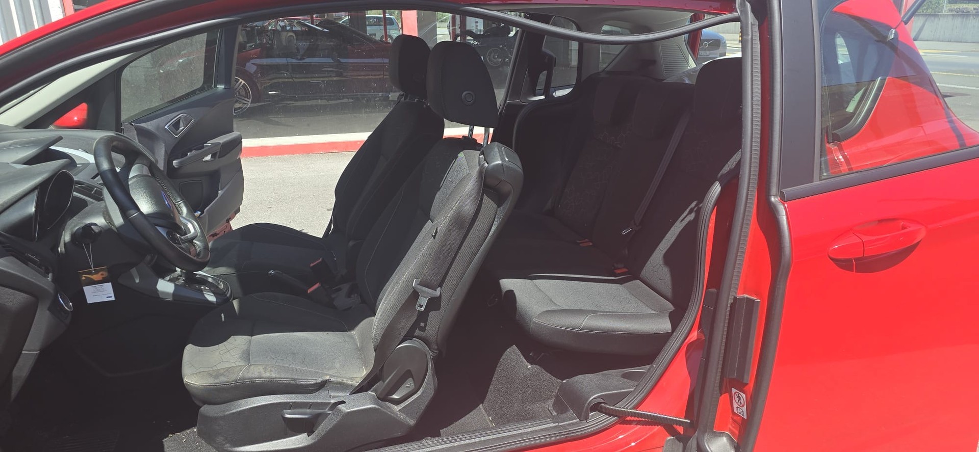 FORD B-Max 1.6 Ti-VCT Titanium PowerShift-image-10