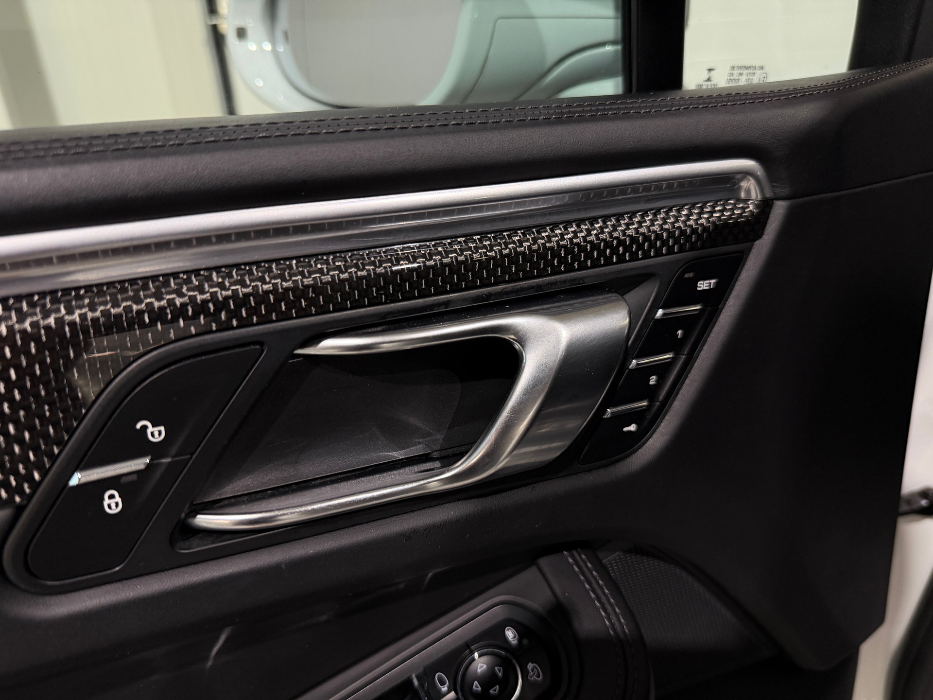 PORSCHE Macan GTS PDK (CH) AHK 2.4T-image-14