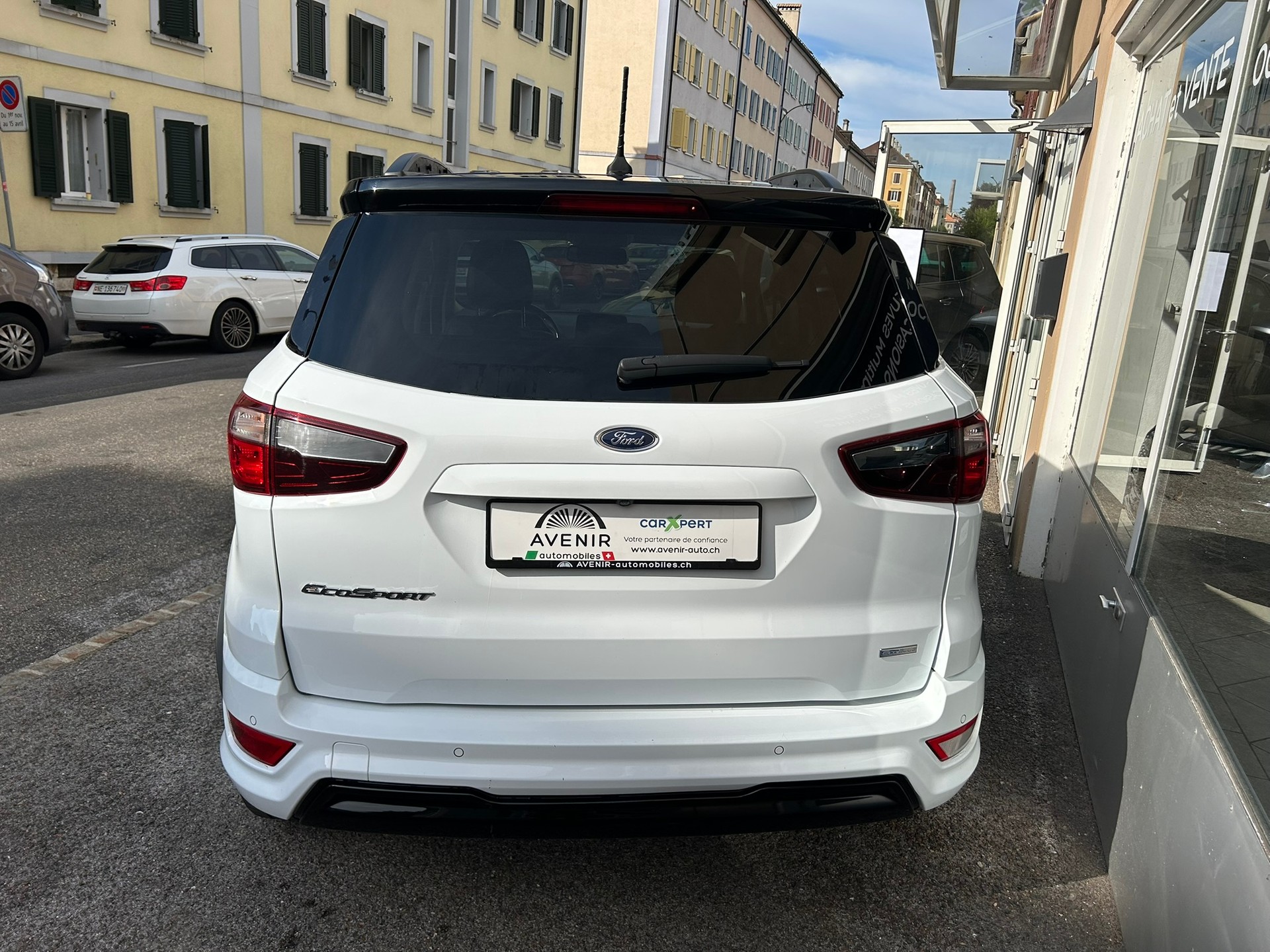 FORD EcoSport 1.5 TDCi ST-Line 4x4-image-3