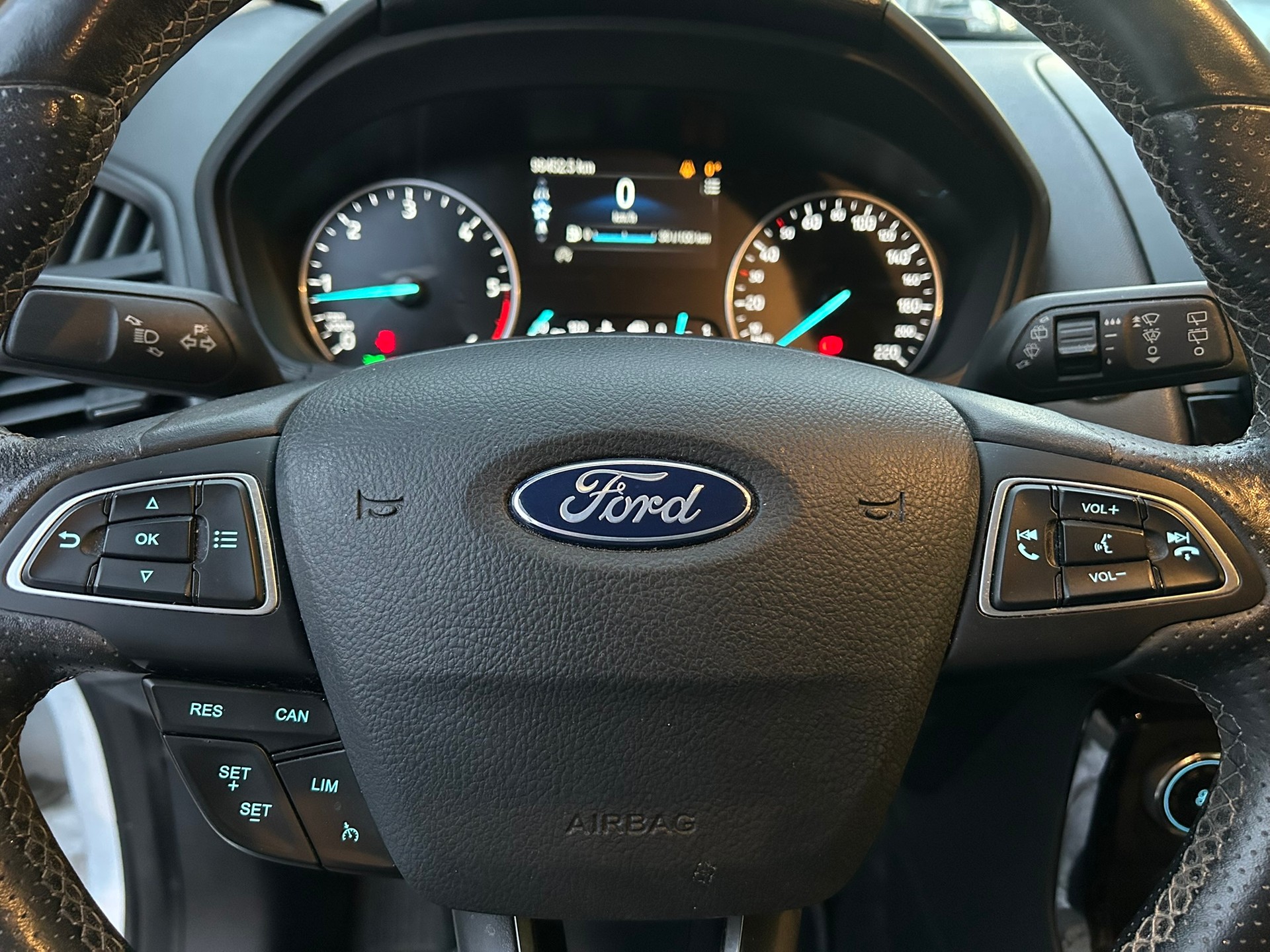 FORD EcoSport 1.5 TDCi ST-Line 4x4-image-12