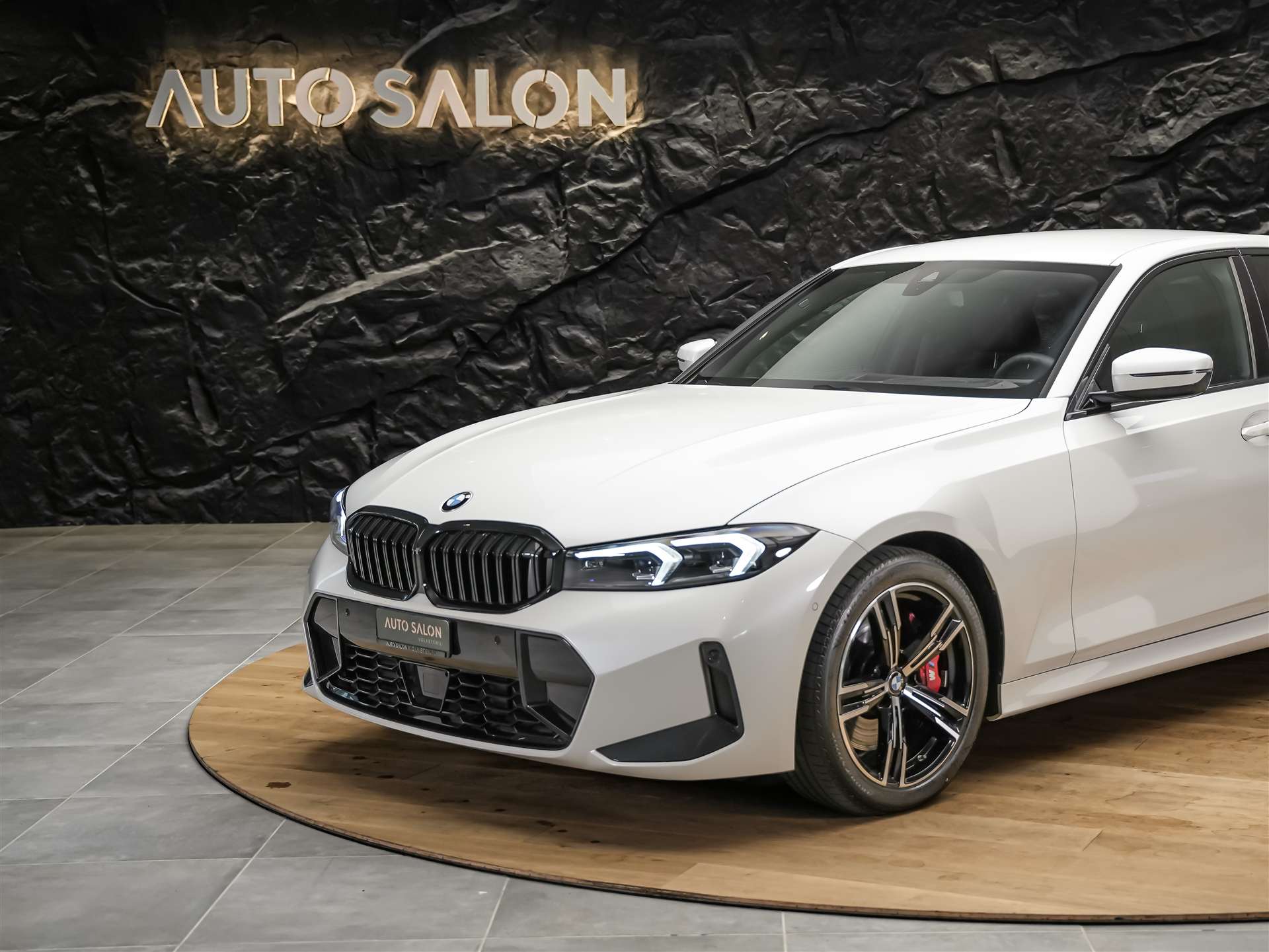 BMW 330i xDrive Steptronic M Sport Pro *Werksgarantie*Abstandsregler*Head Up Display*-image-13