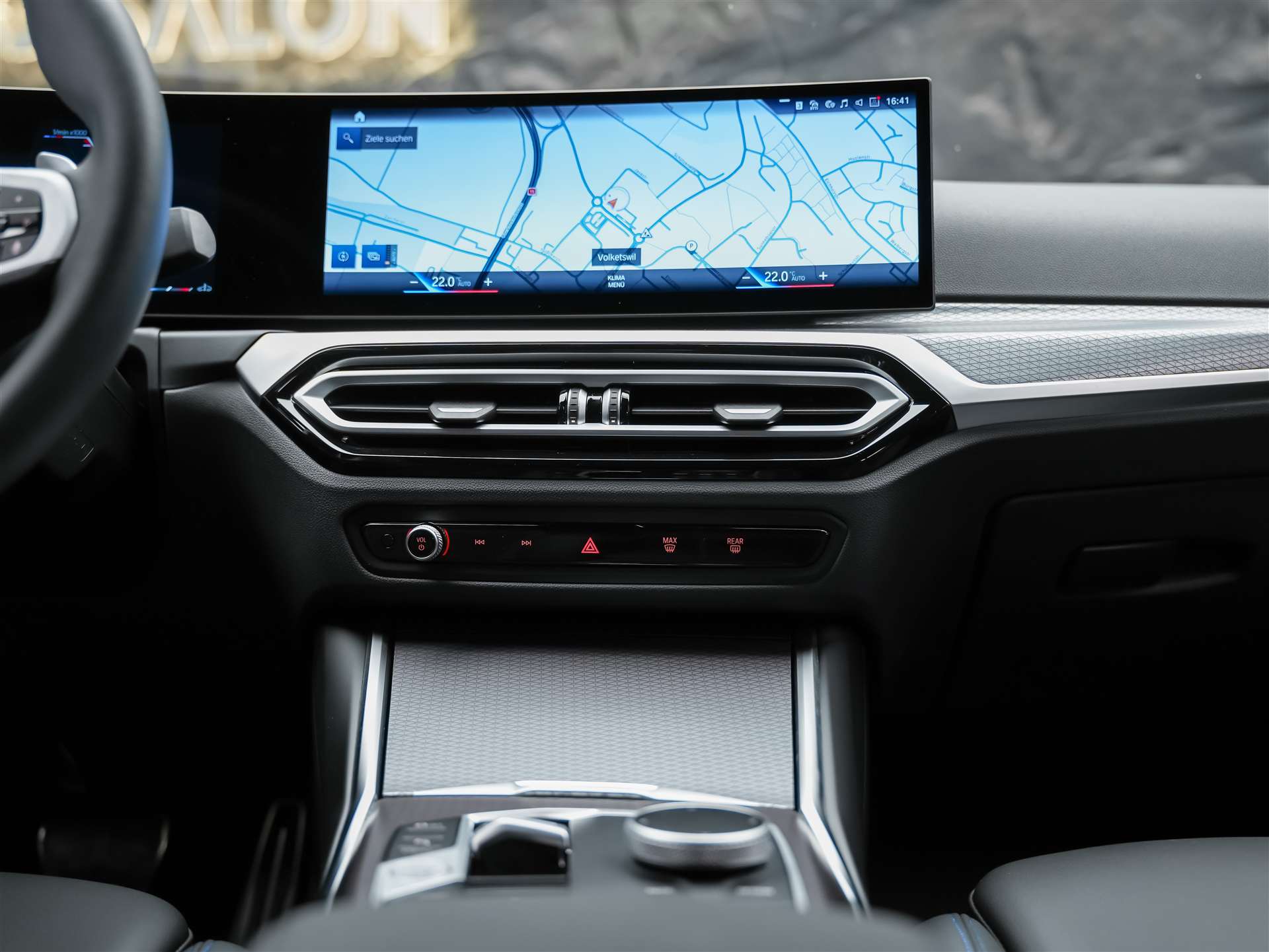 BMW 330i xDrive Steptronic M Sport Pro *Werksgarantie*Abstandsregler*Head Up Display*-image-18