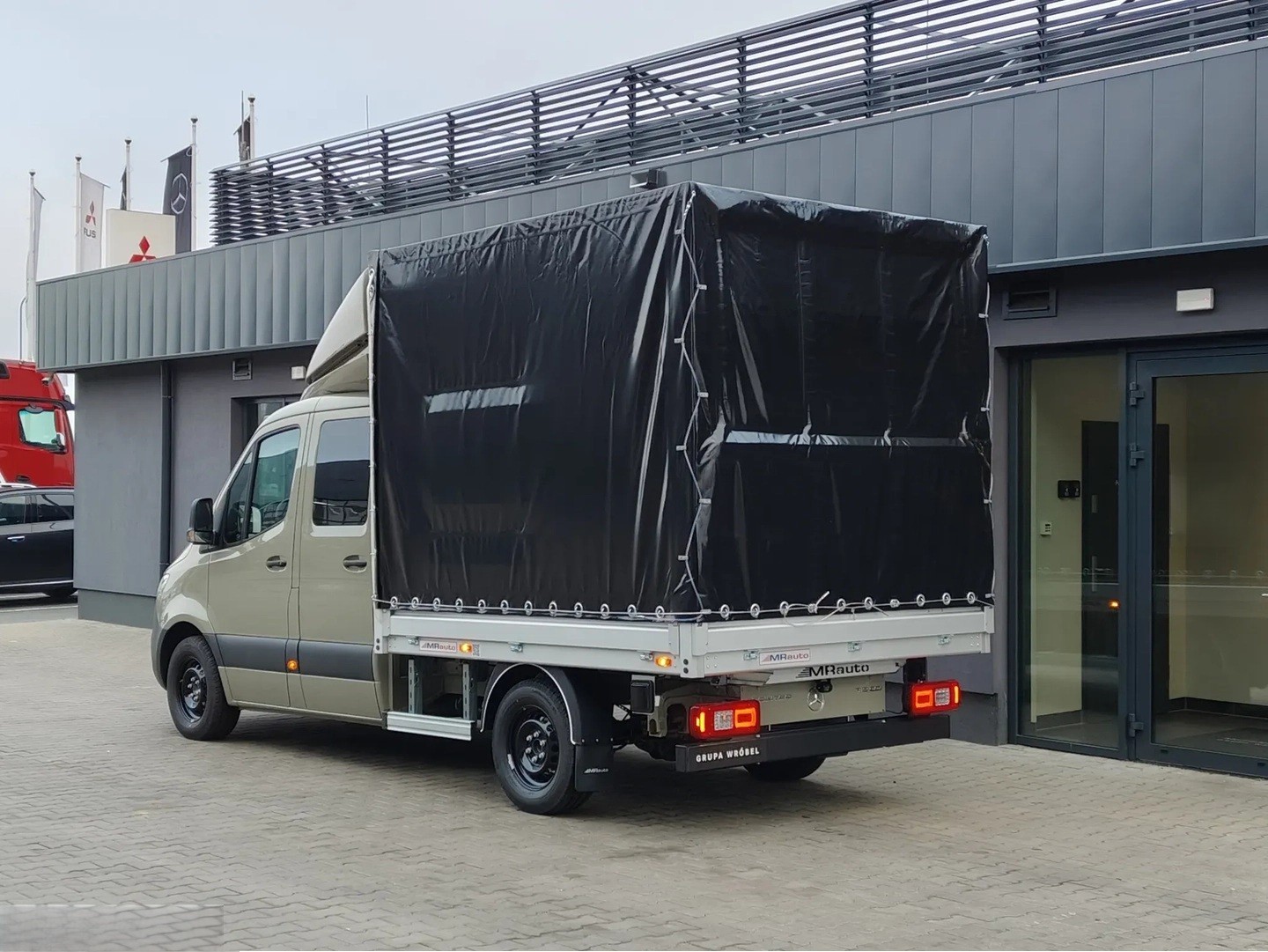 MERCEDES-BENZ Sprinter 319 CDI Lang DoKa Blache-image-2