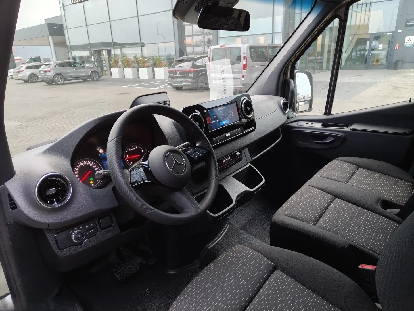 MERCEDES-BENZ Sprinter 319 CDI Lang DoKa Blache-image-4