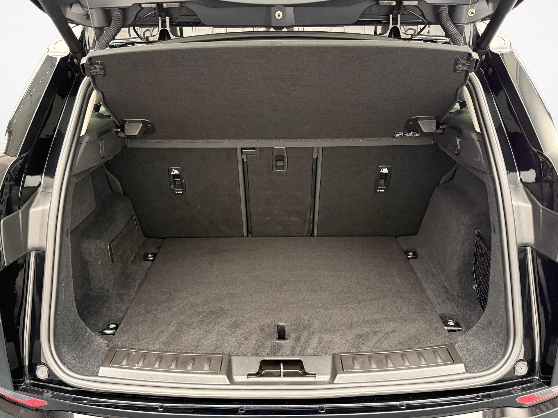 LAND ROVER Range Rover Evoque 2.0 T SE-image-10
