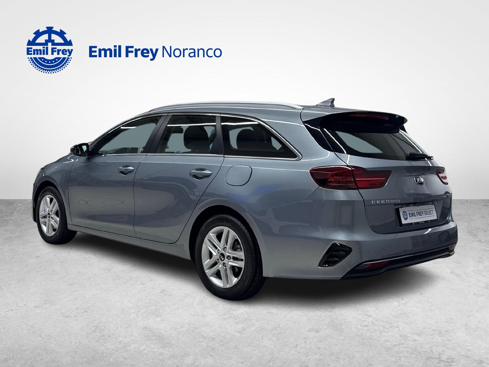 KIA Ceed SW 1.6 CRDi MHEV Power + Pneumatici invernali-image-2