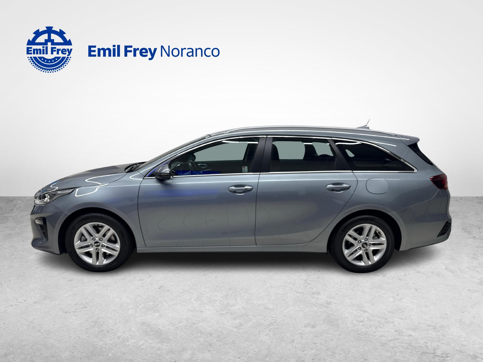 KIA Ceed SW 1.6 CRDi MHEV Power + Pneumatici invernali-image-1
