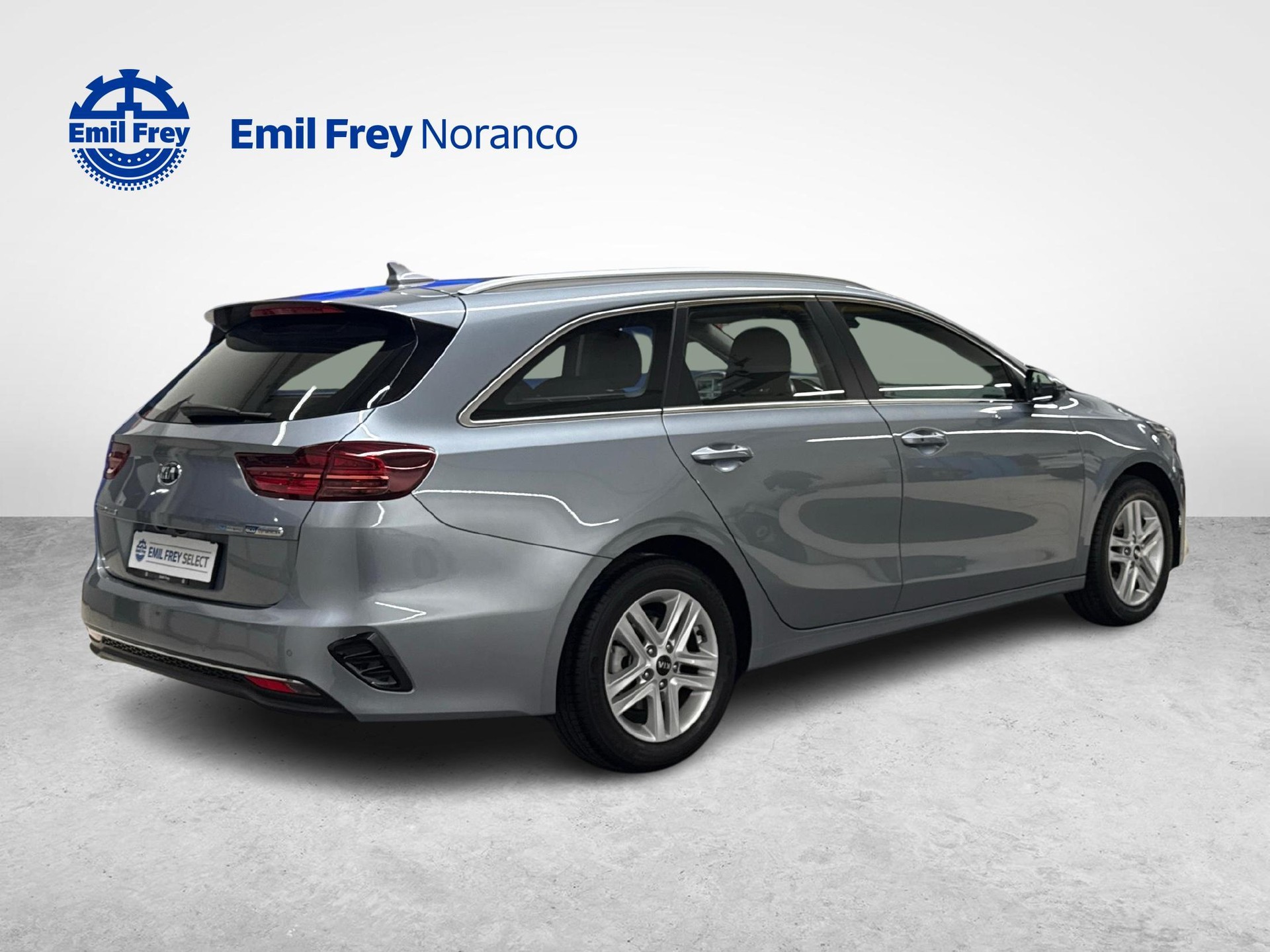 KIA Ceed SW 1.6 CRDi MHEV Power + Pneumatici invernali-image-4