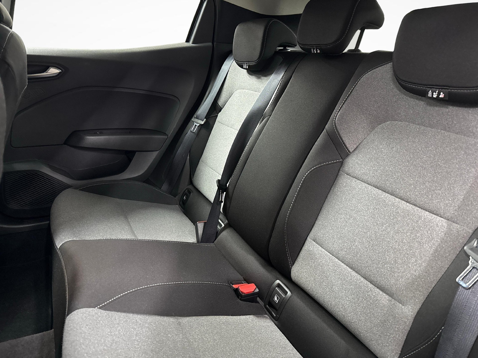 MITSUBISHI Colt 1.0 Invite-image-10