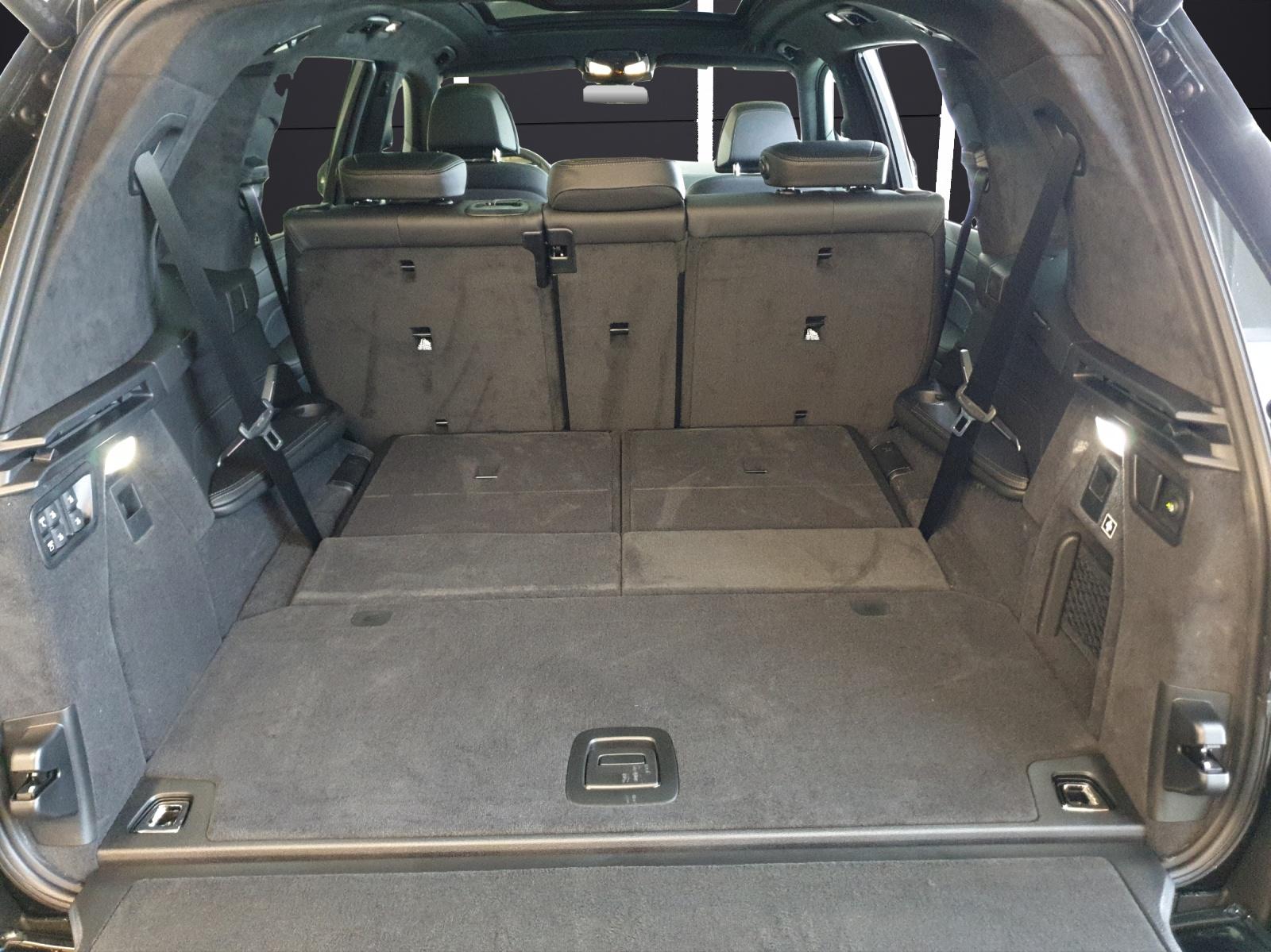 BMW X7 40d xDrive-image-12