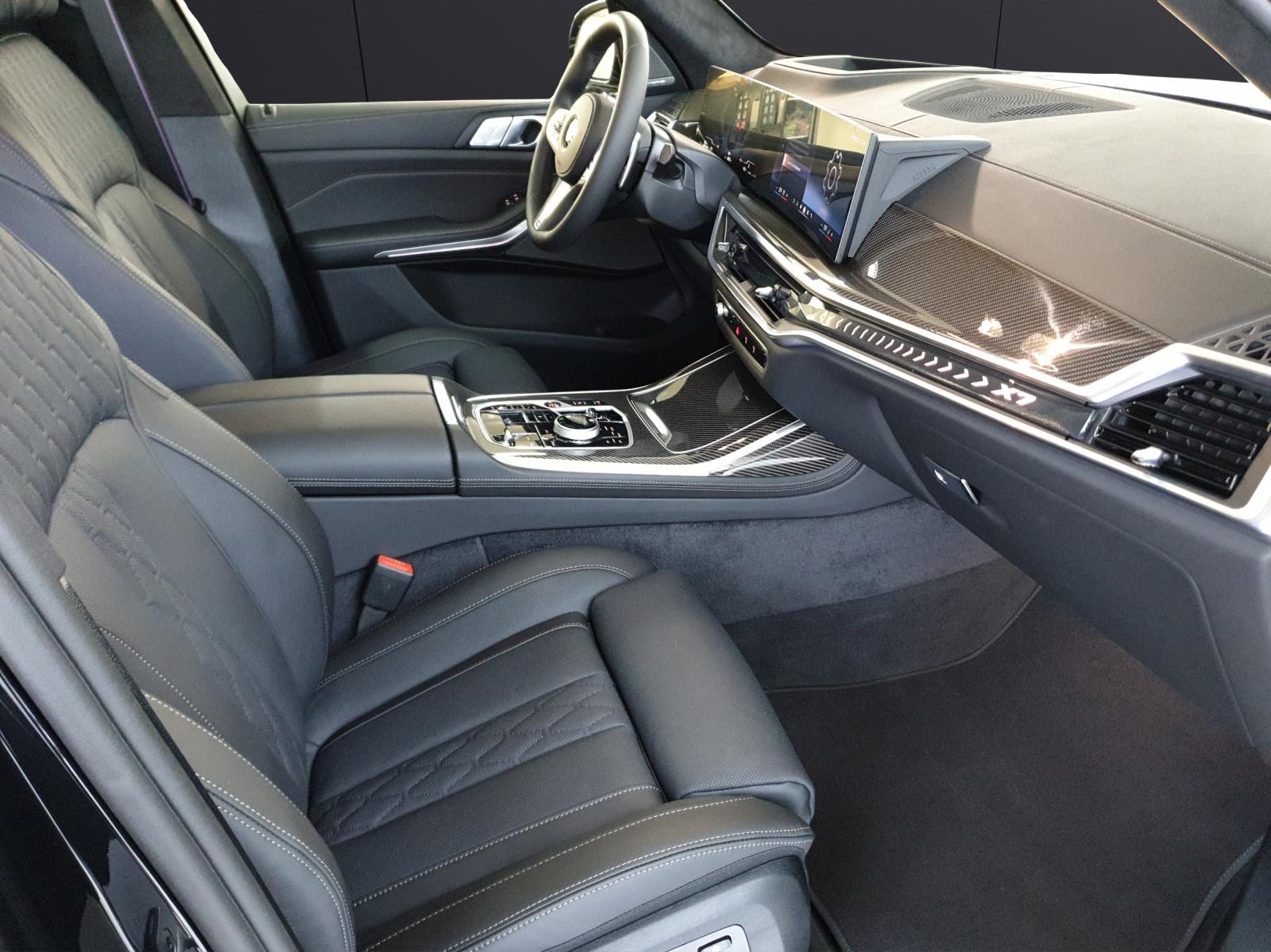 BMW X7 40d xDrive-image-14