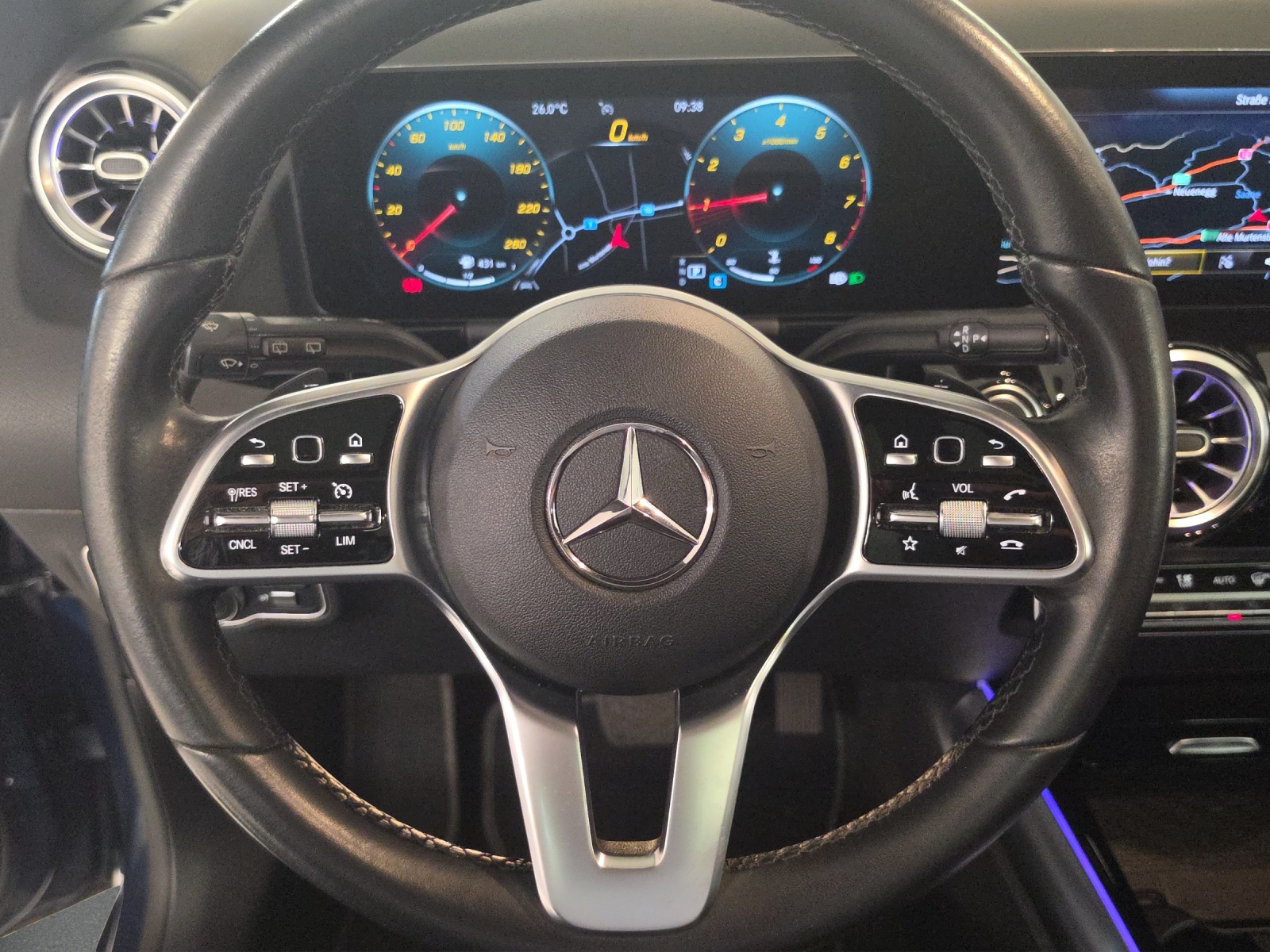 MERCEDES-BENZ B 200 Night Star 7G-DCT-image-11