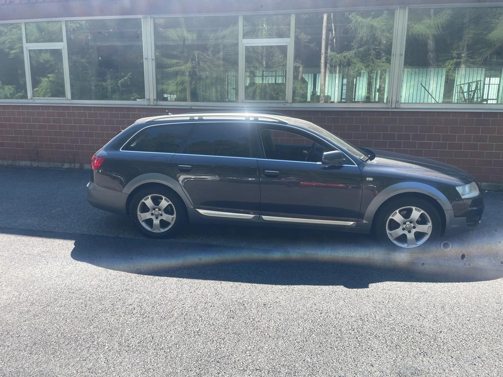 AUDI A6 allroad 3.2 FSI quattro-image-3