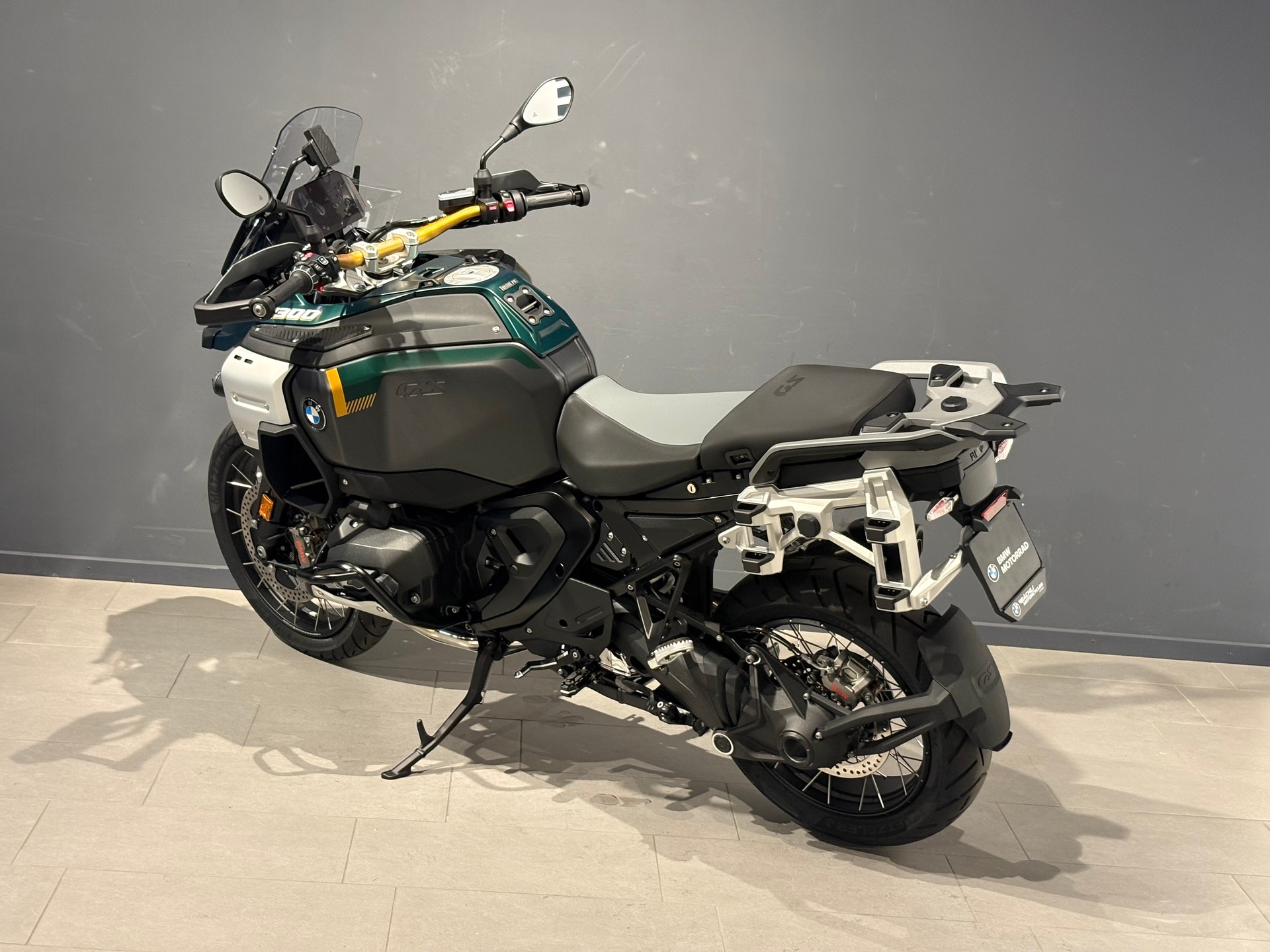BMW R 1300 GS Adventure-image-4