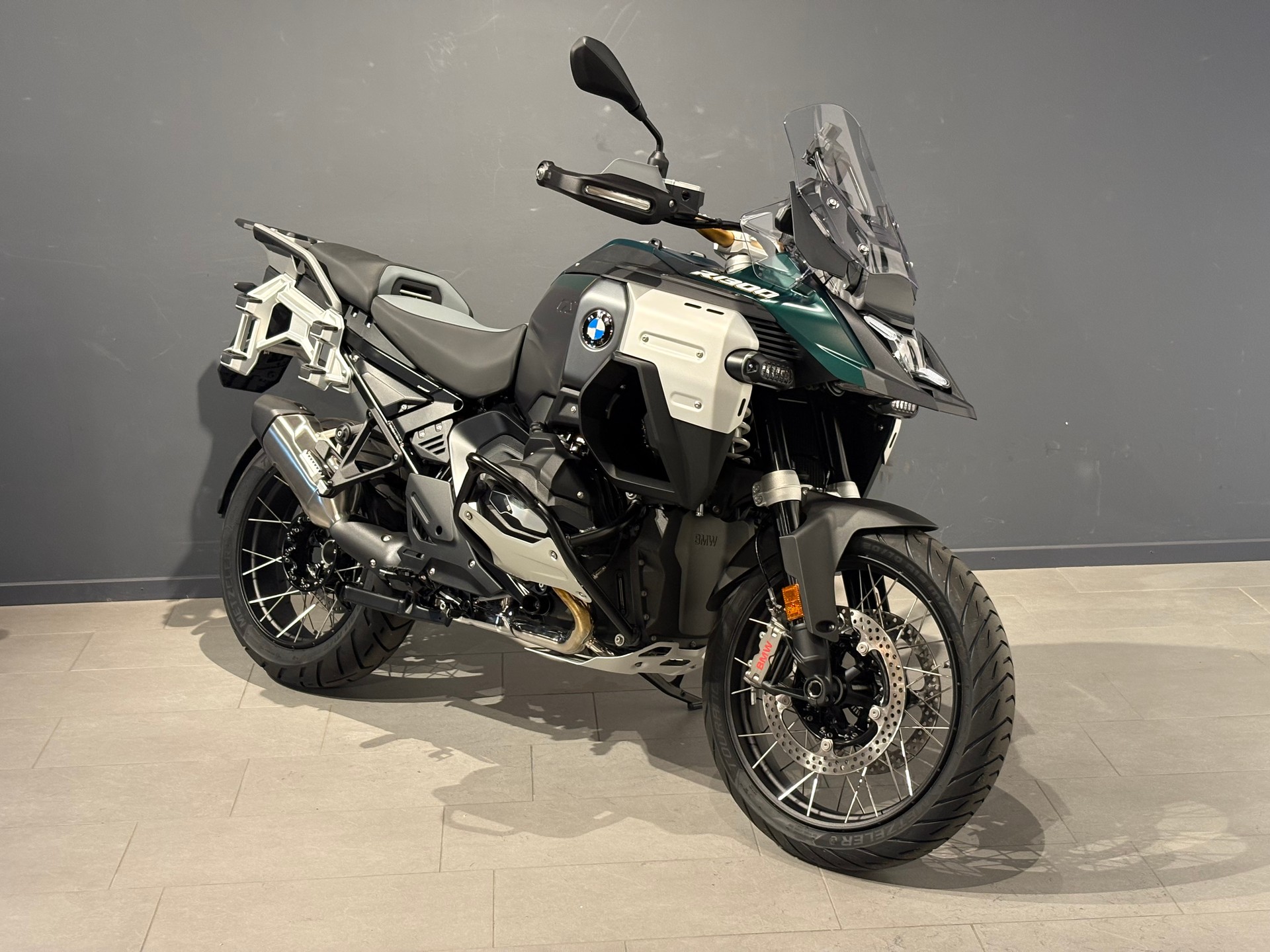 BMW R 1300 GS Adventure-showroom-element-1
