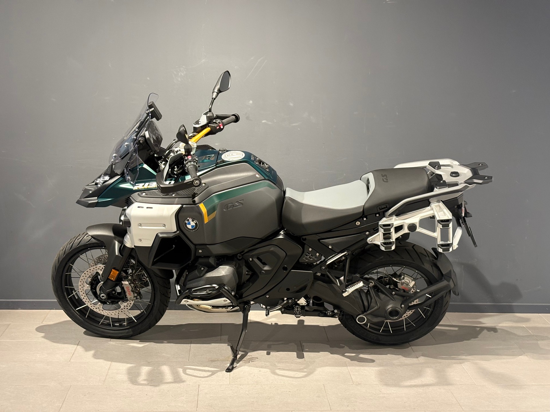 BMW R 1300 GS Adventure-showroom-element-3