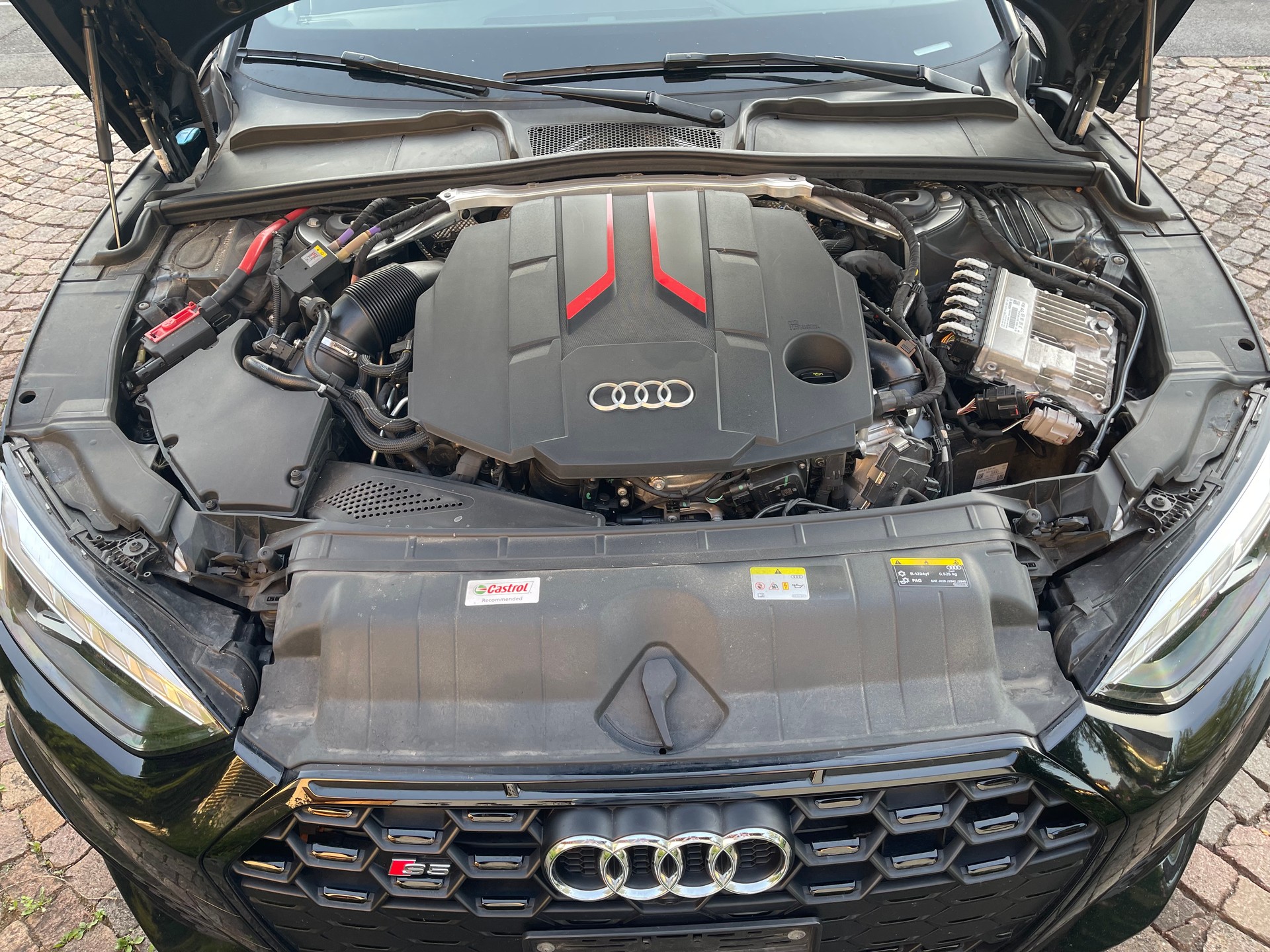 AUDI Sportback 3.0 TDI quattro tiptronic-image-1