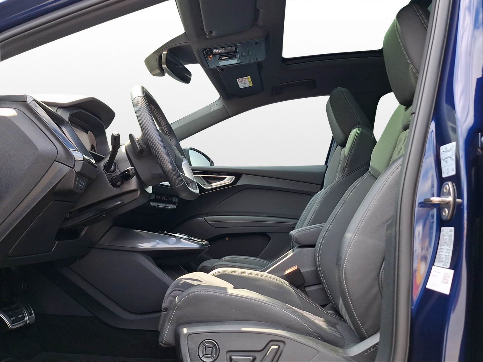 AUDI Q4 Sportback e-tron 45 Attraction quattro-image-6
