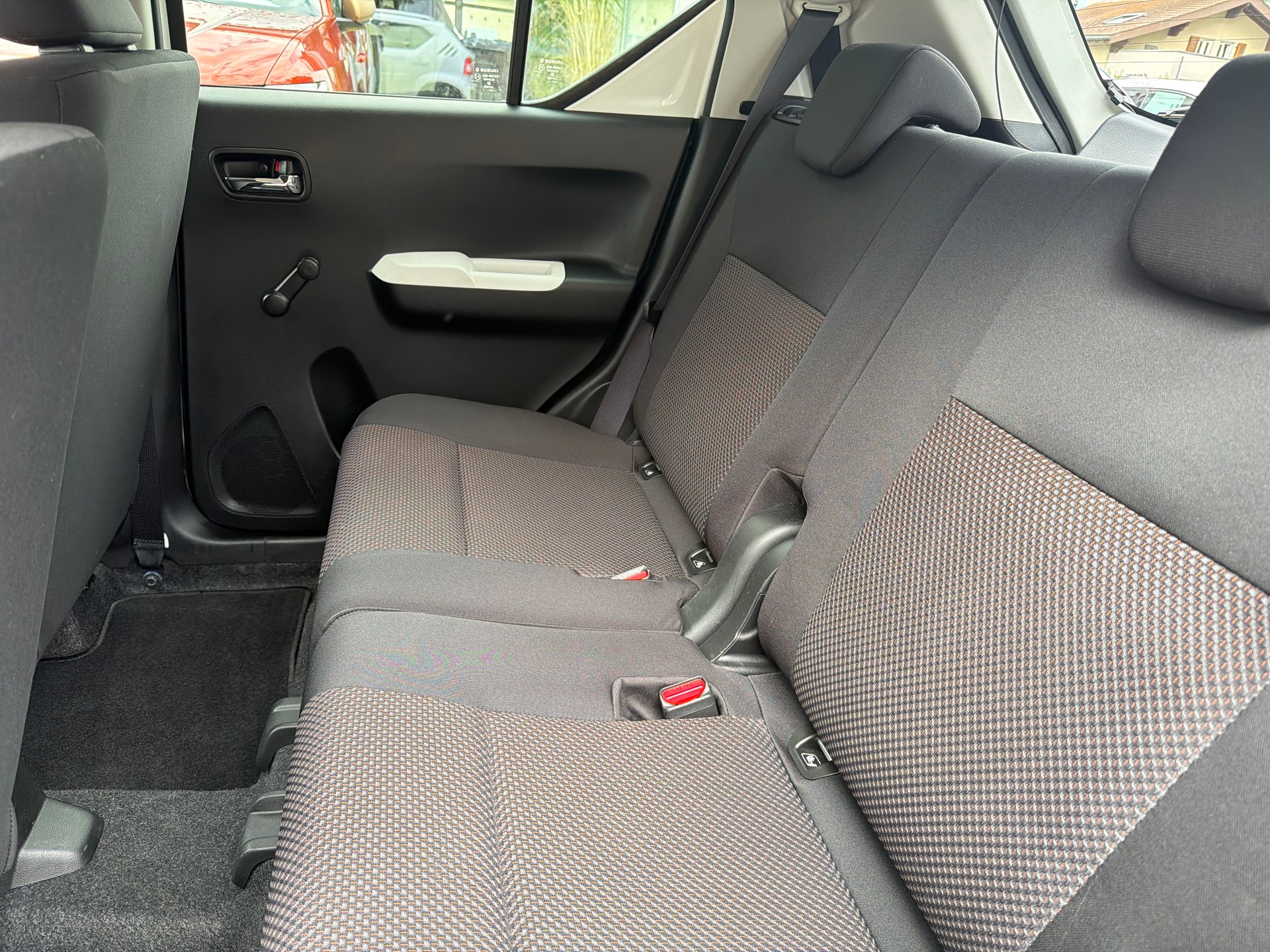 SUZUKI Ignis 1.2i Compact Top 4x4-image-16