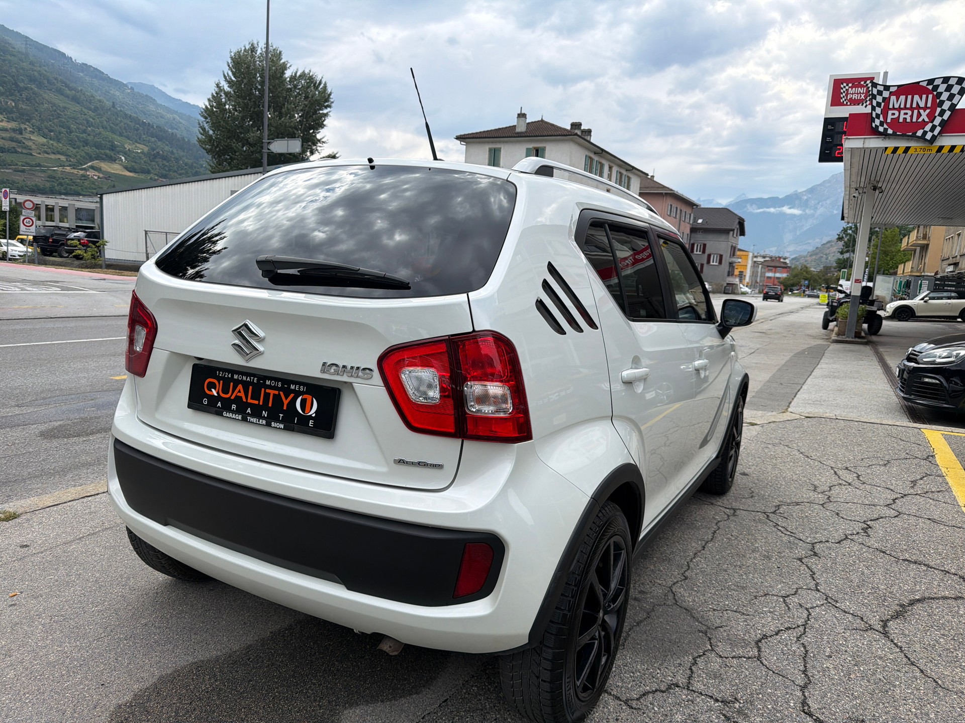 SUZUKI Ignis 1.2i Compact Top 4x4-image-4