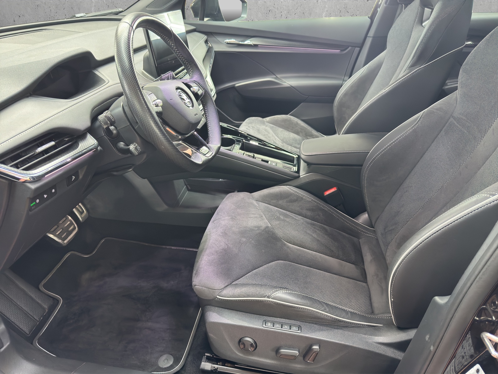 SKODA Enyaq iV 80x SportLine-image-6