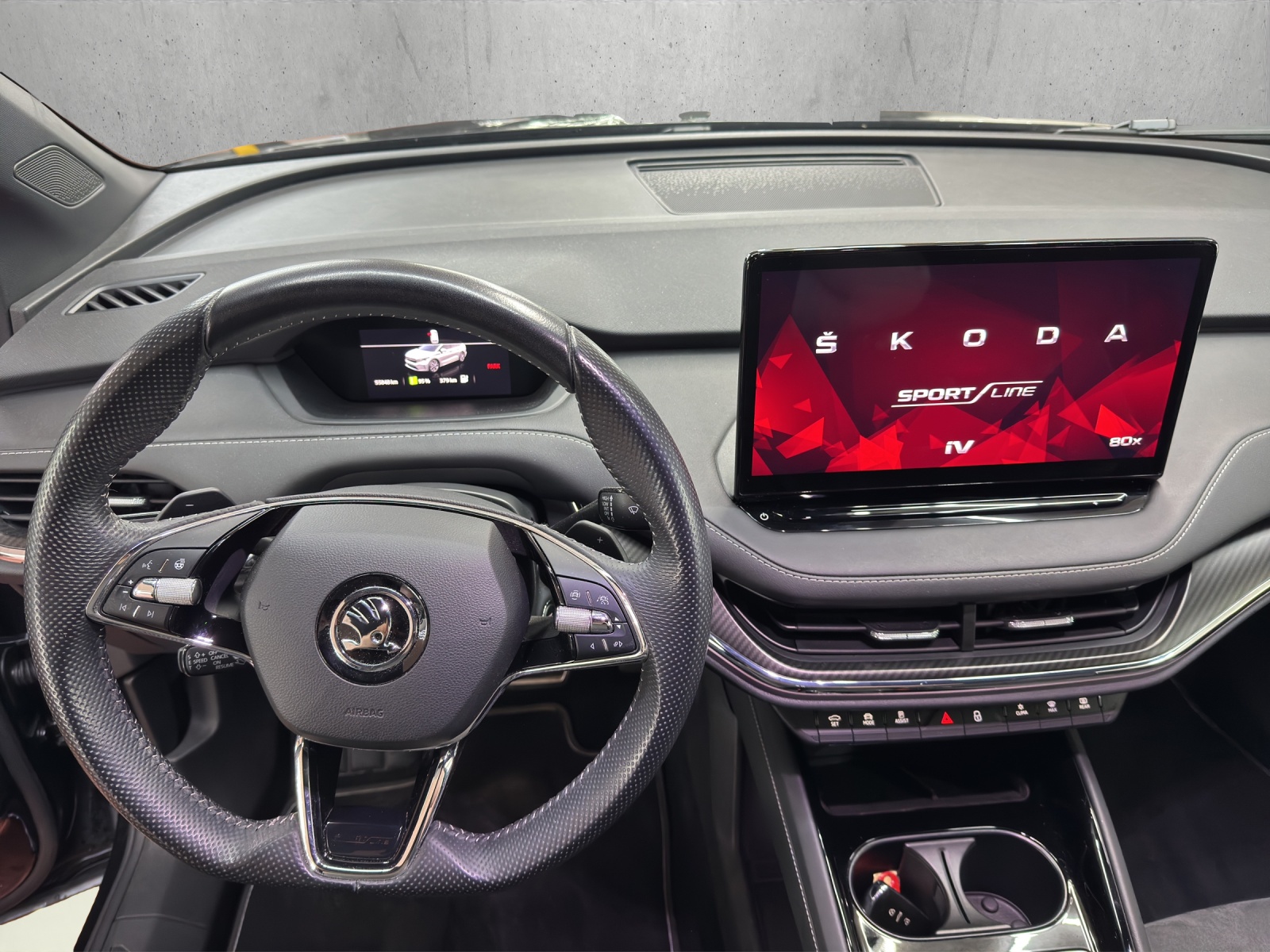 SKODA Enyaq iV 80x SportLine-image-8
