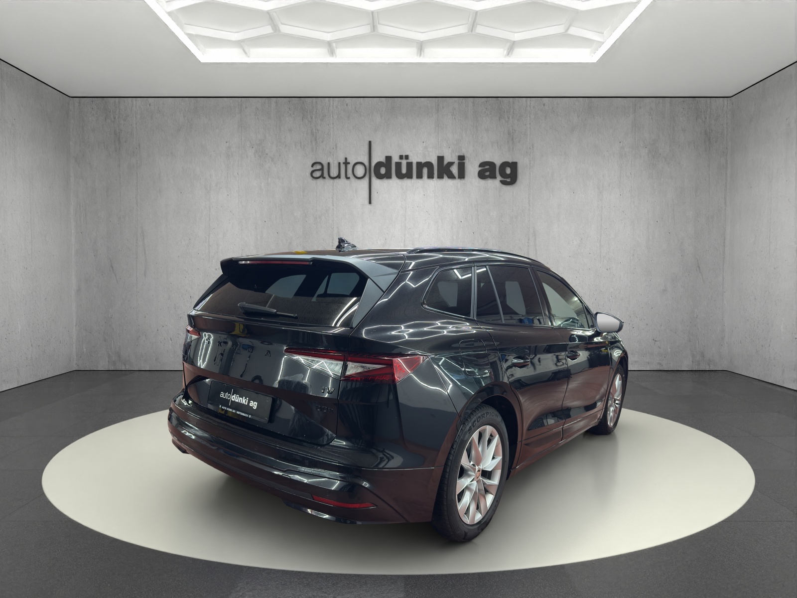 SKODA Enyaq iV 80x SportLine-image-3