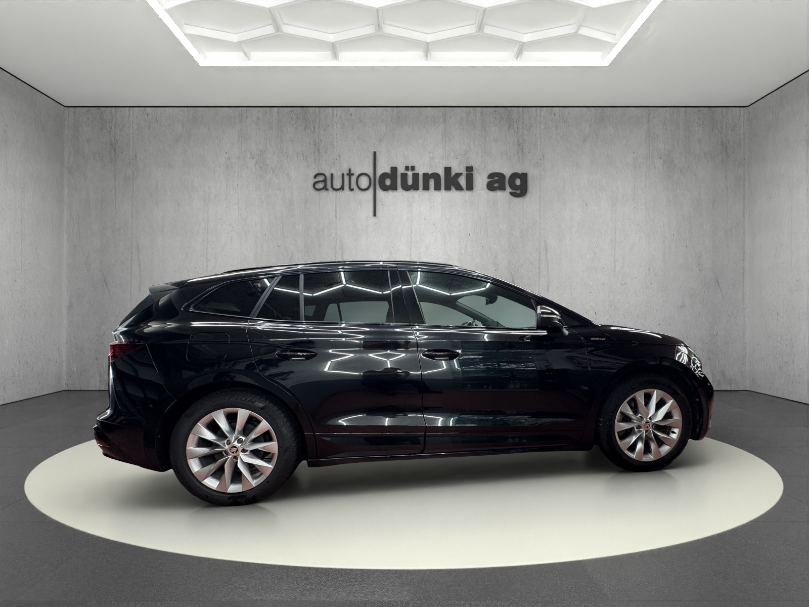 SKODA Enyaq iV 80x SportLine-image-4
