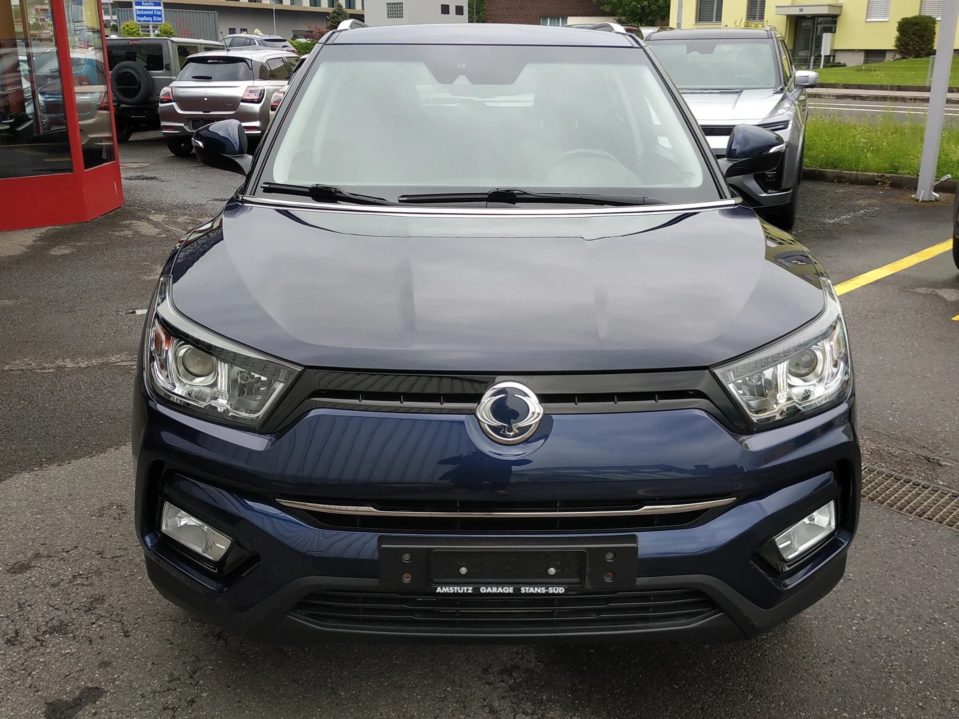 KGM-SsangYong Tivoli 1.6 e-XGi Quartz 4WD Automatic-image-3