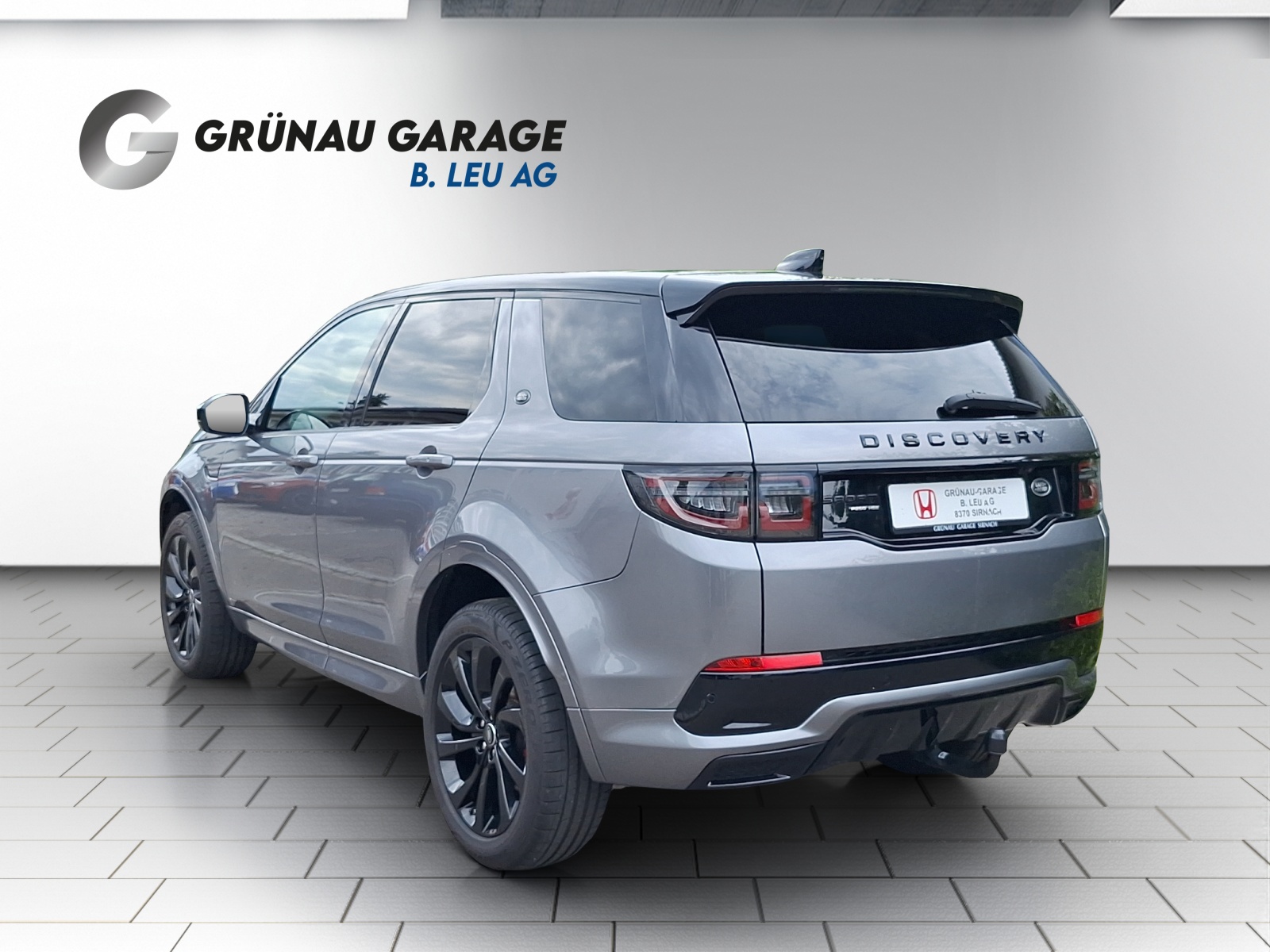 LAND ROVER Discovery Sport 2.0 Si4 250 R-Dynamic HSE-image-2