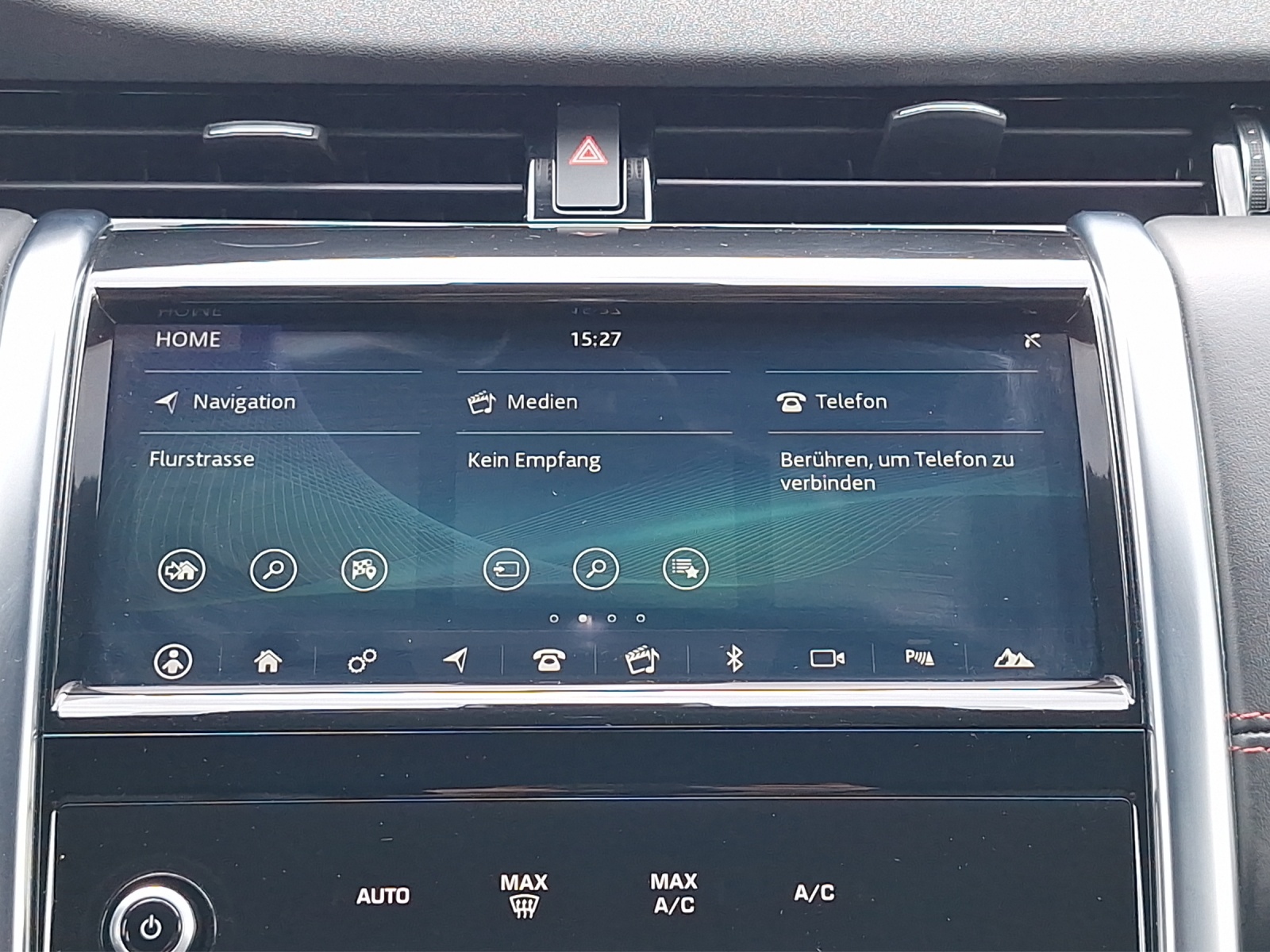 LAND ROVER Discovery Sport 2.0 Si4 250 R-Dynamic HSE-image-8