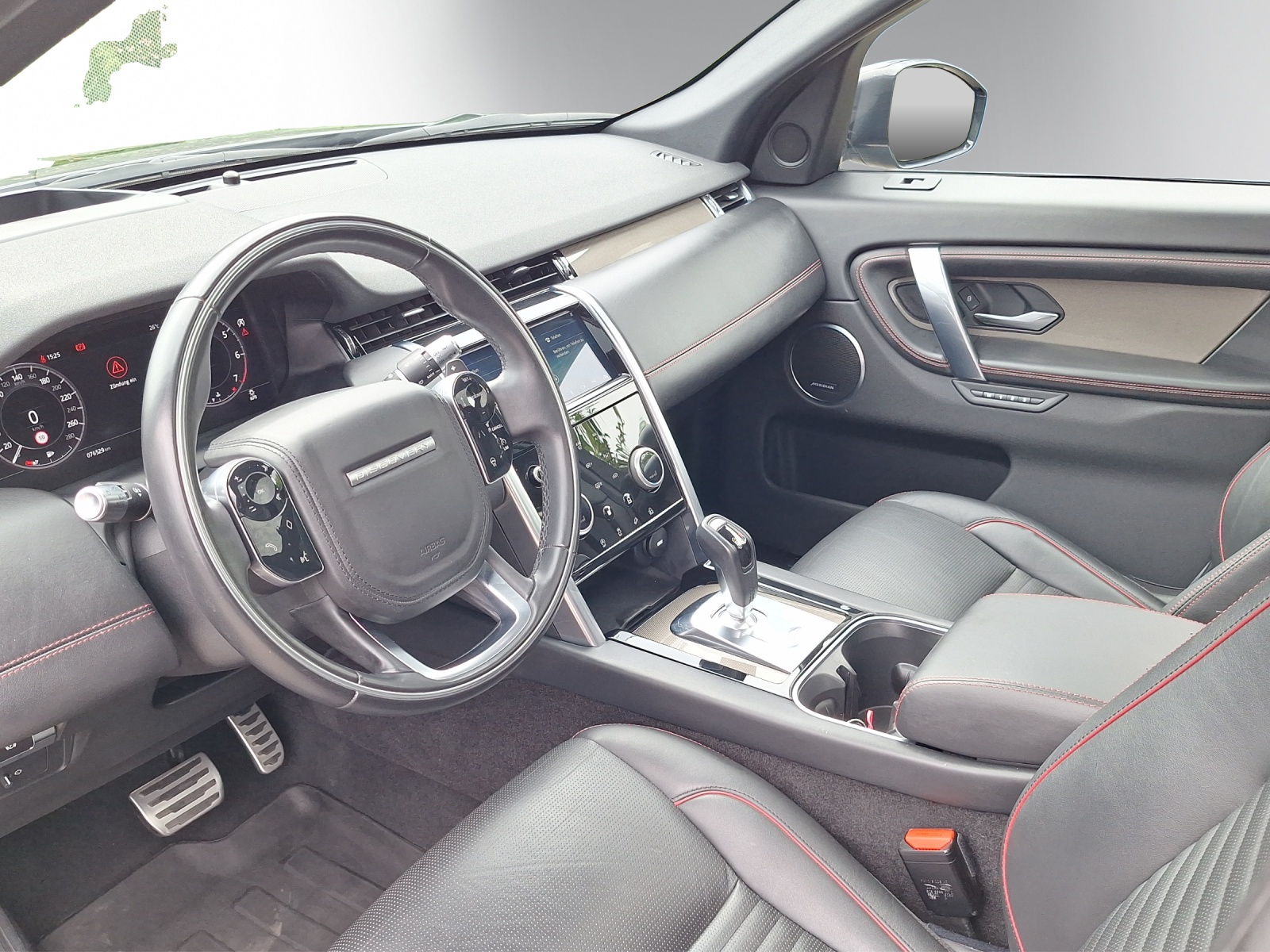 LAND ROVER Discovery Sport 2.0 Si4 250 R-Dynamic HSE-image-5
