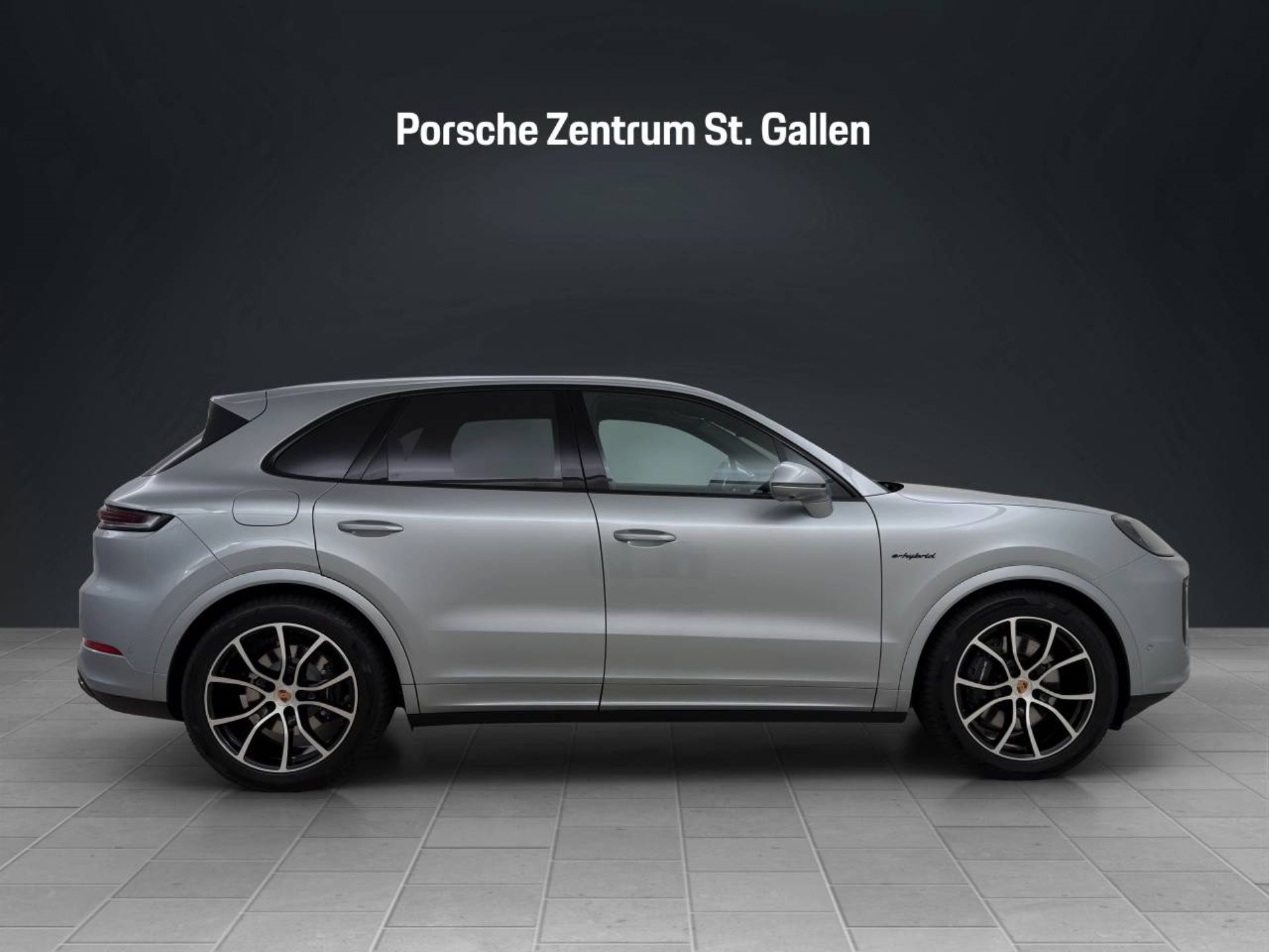 PORSCHE Cayenne E-Hybrid Black Edition-image-7