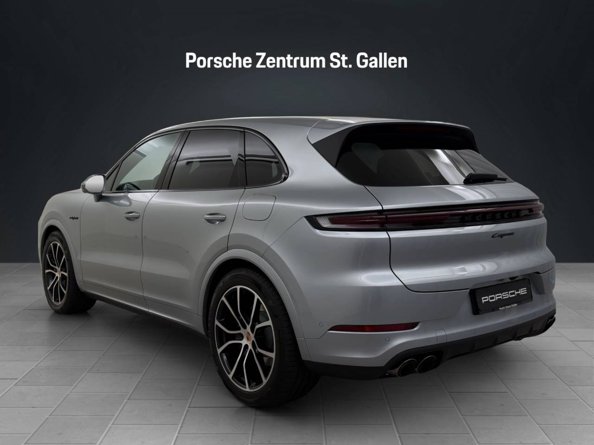 PORSCHE Cayenne E-Hybrid Black Edition-image-6