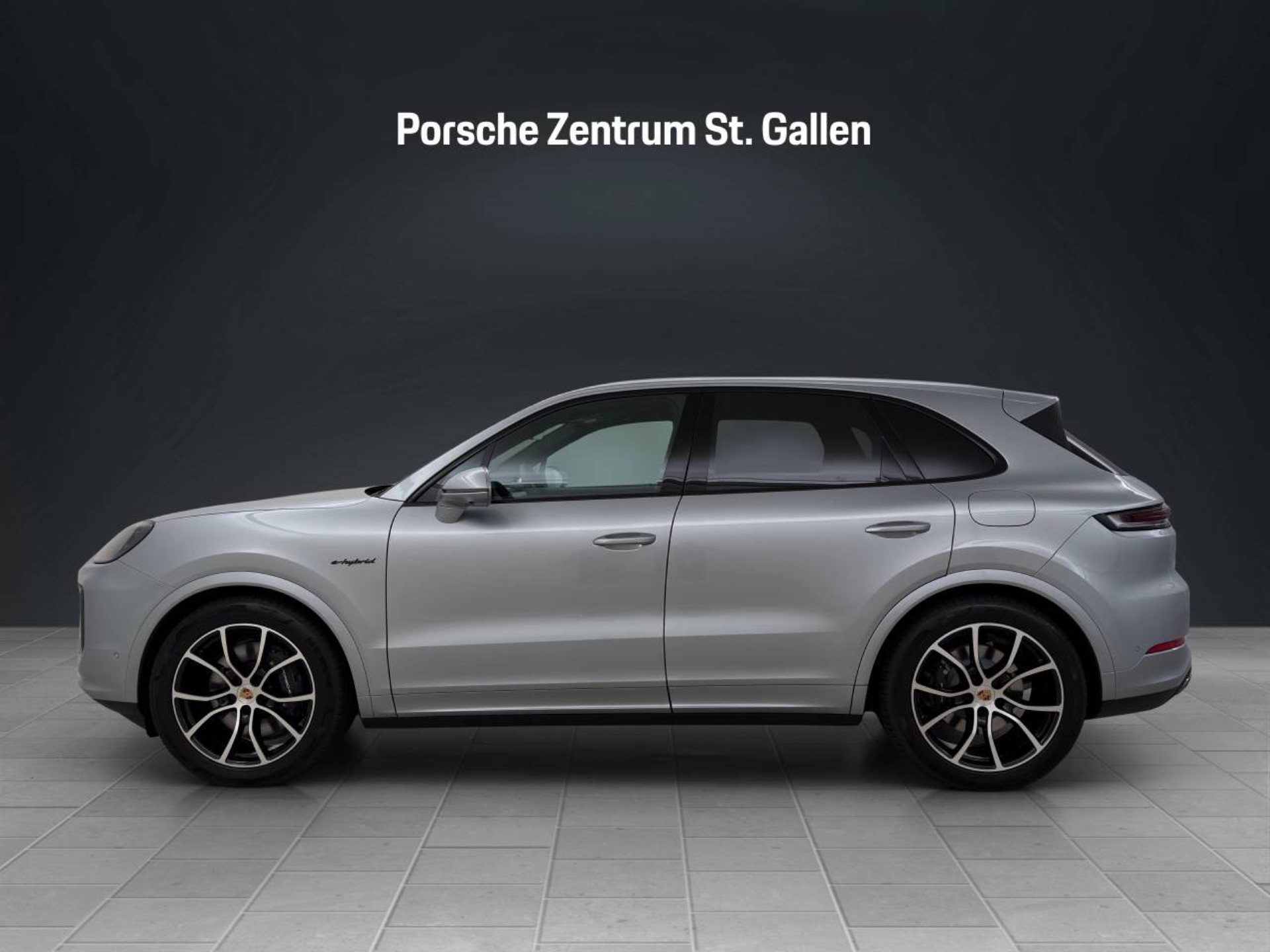 PORSCHE Cayenne E-Hybrid Black Edition-image-1