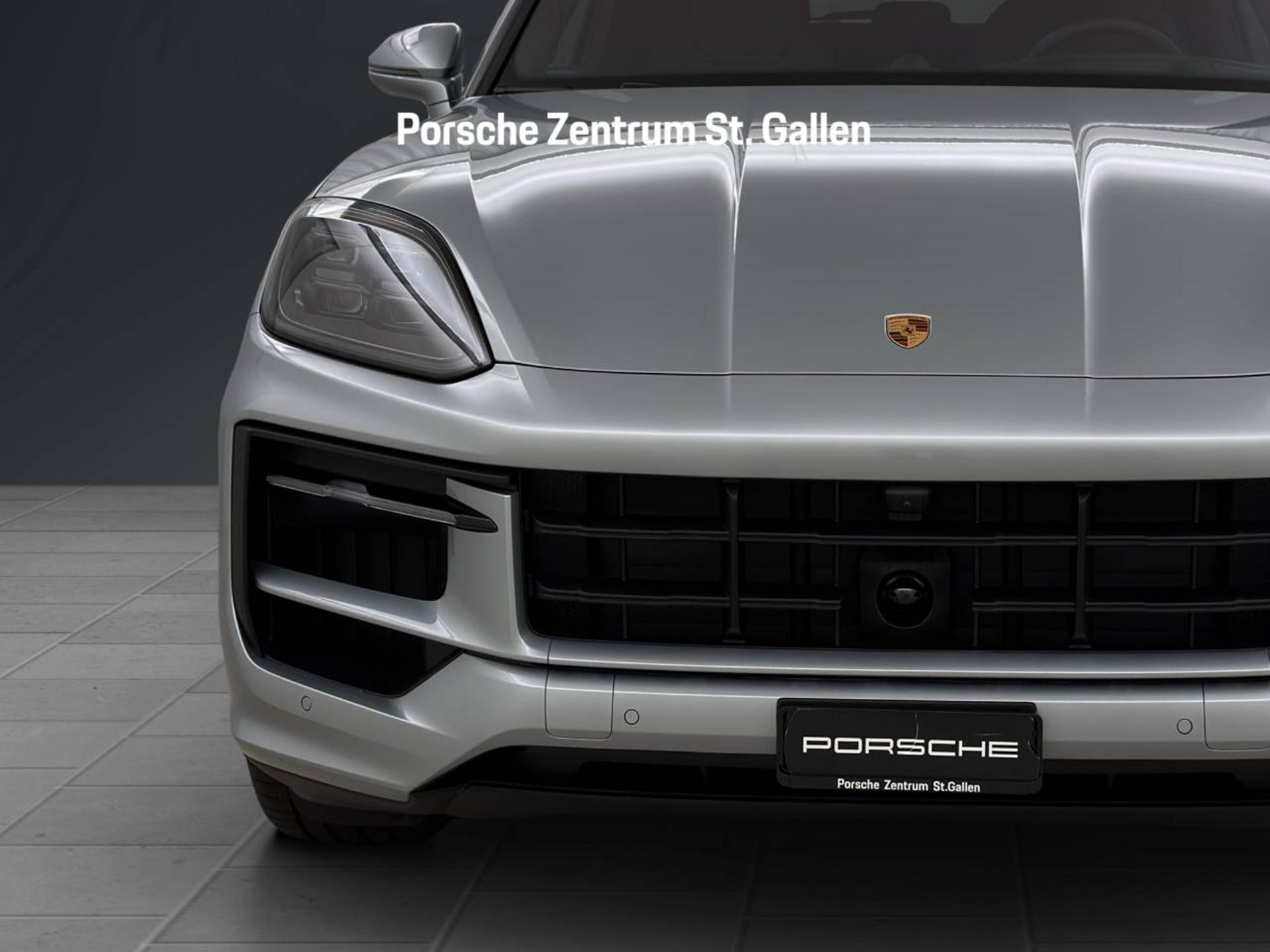 PORSCHE Cayenne E-Hybrid Black Edition-image-8