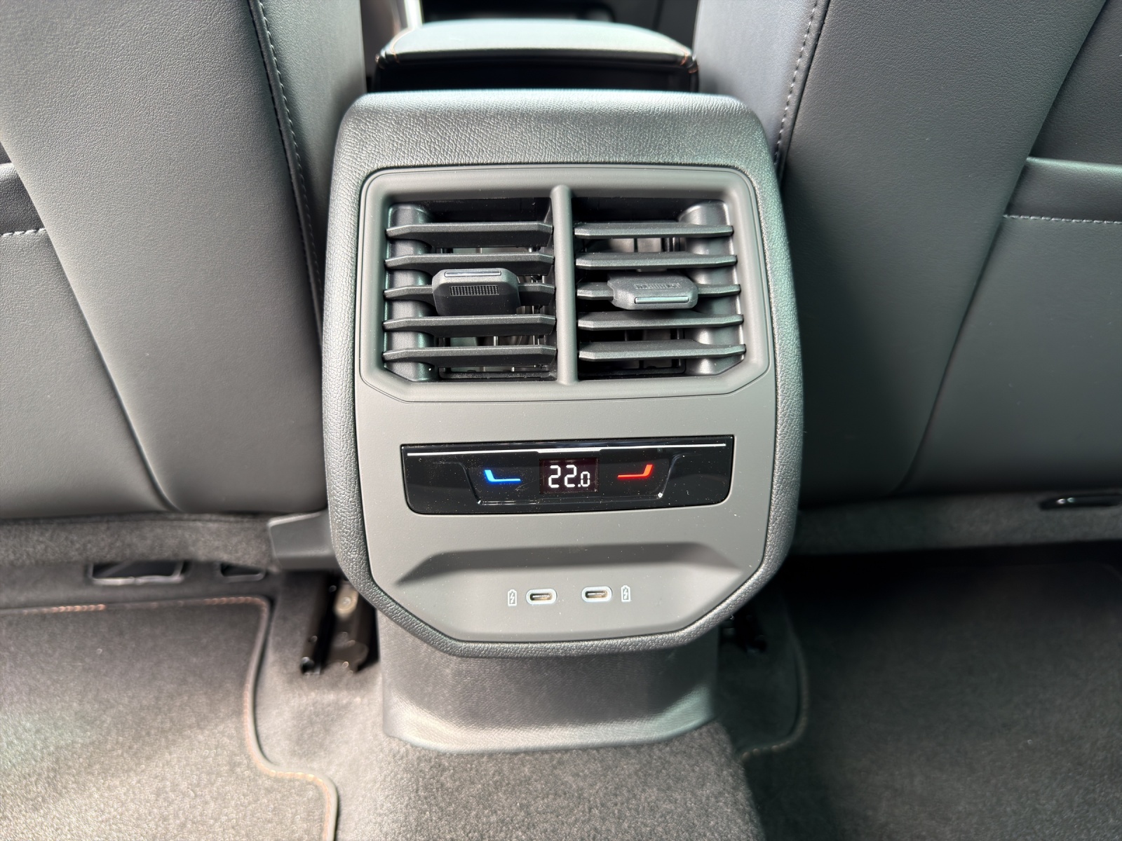 CUPRA Formentor 1.5 TSI DSG-image-14