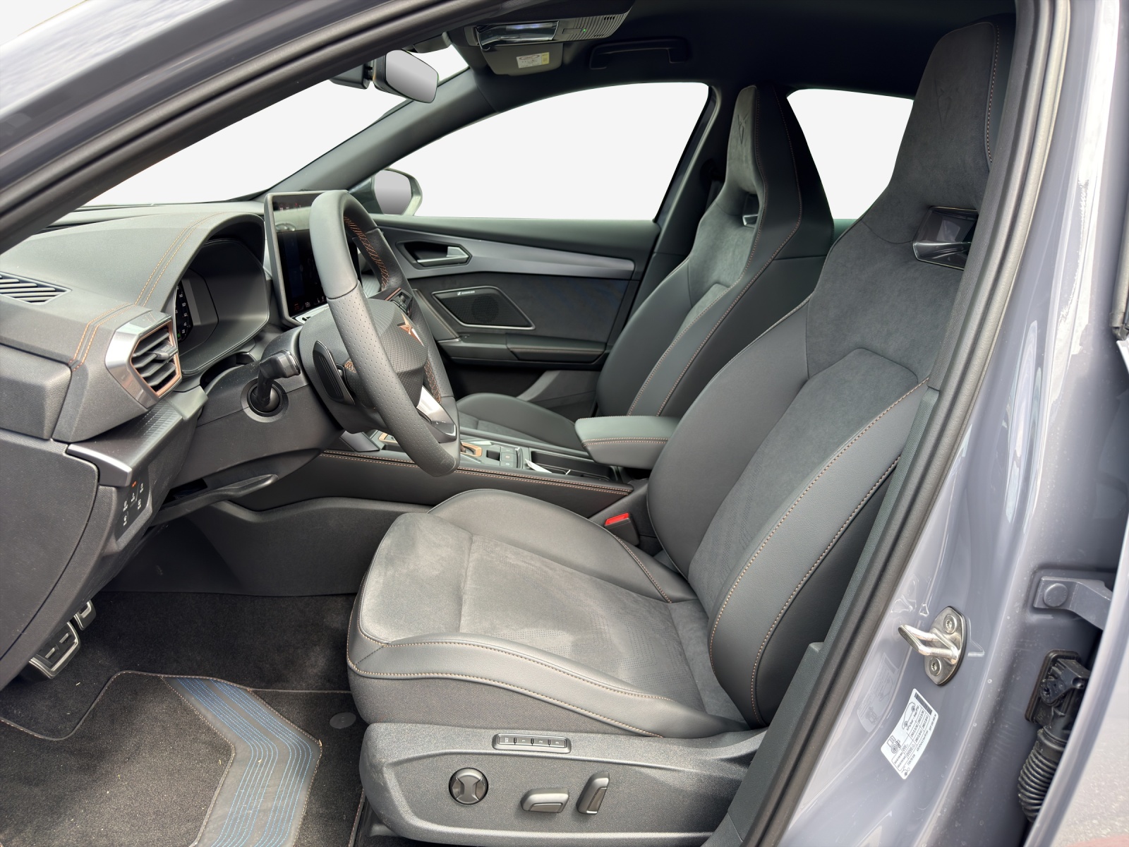 CUPRA Formentor 1.5 TSI DSG-image-7