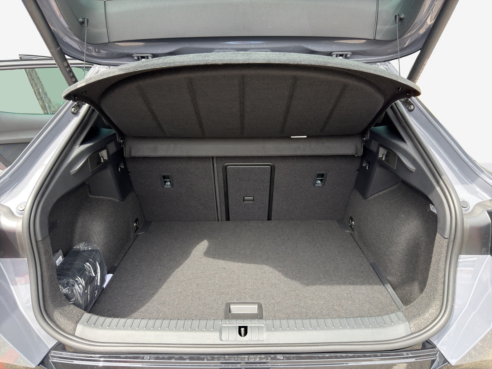 CUPRA Formentor 1.5 TSI DSG-image-12
