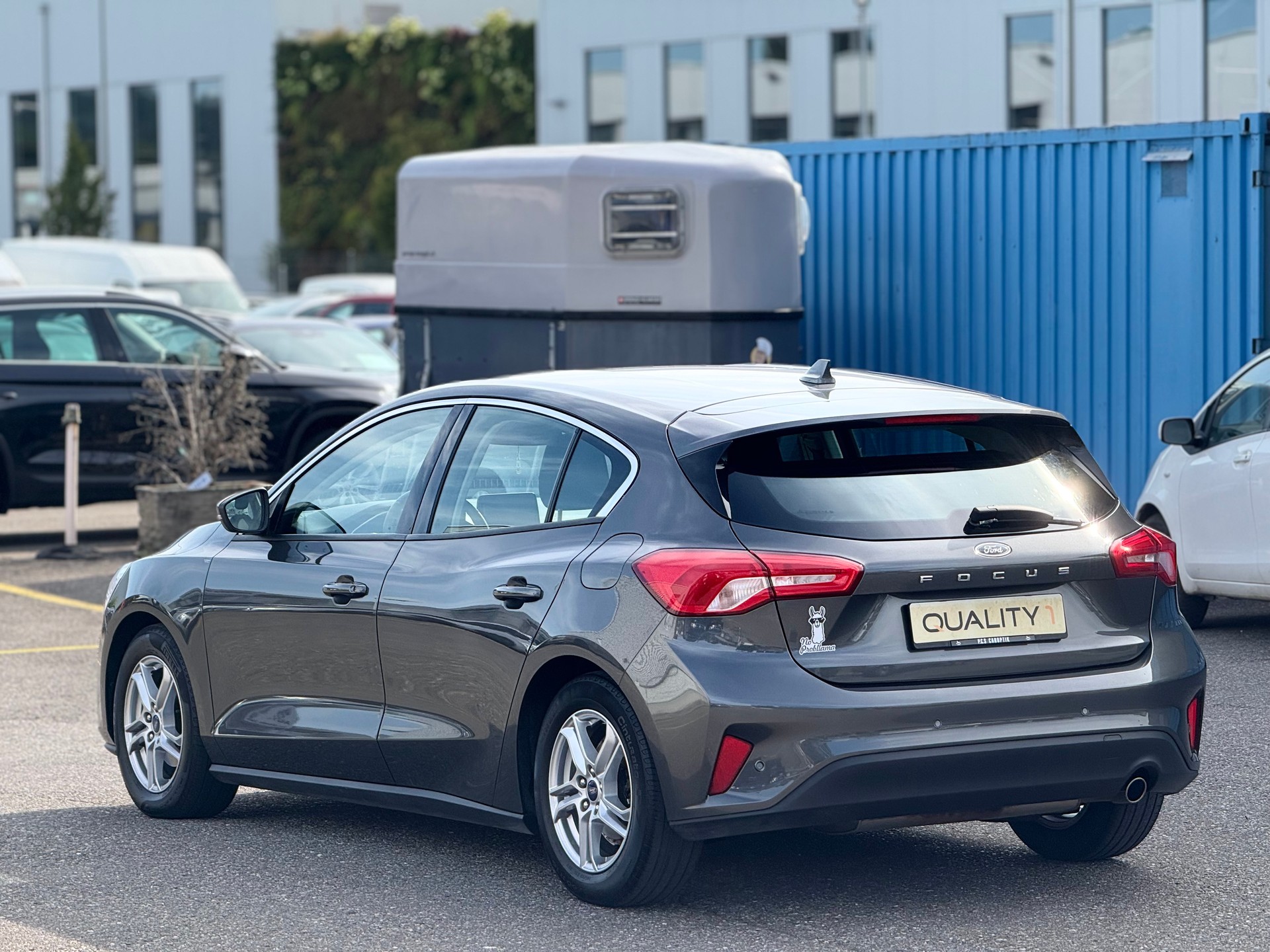 FORD Focus 1.0 SCTi Titanium Automatic-image-1