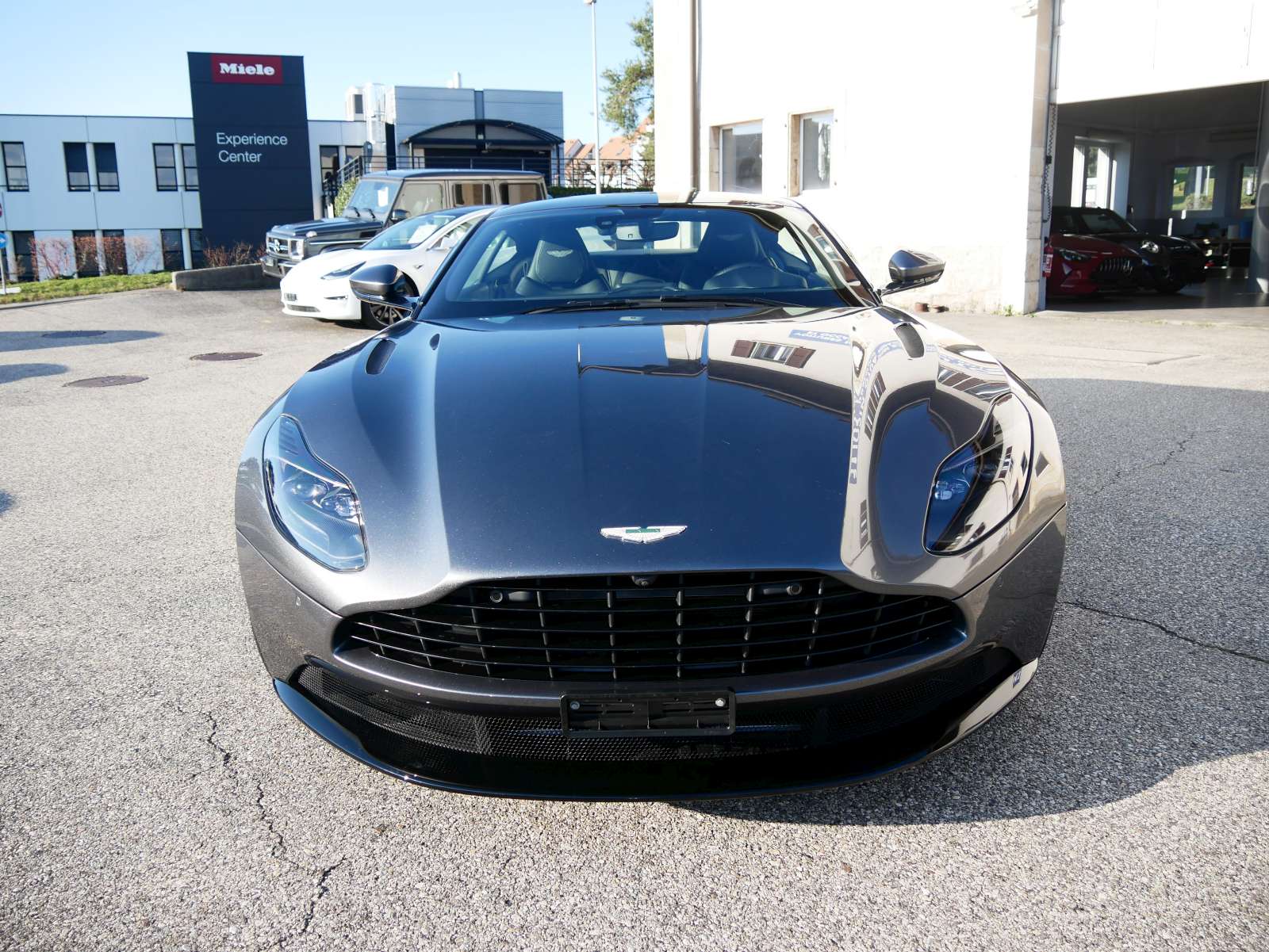 ASTON MARTIN DB11 V8 Touchtronic 3-image-6