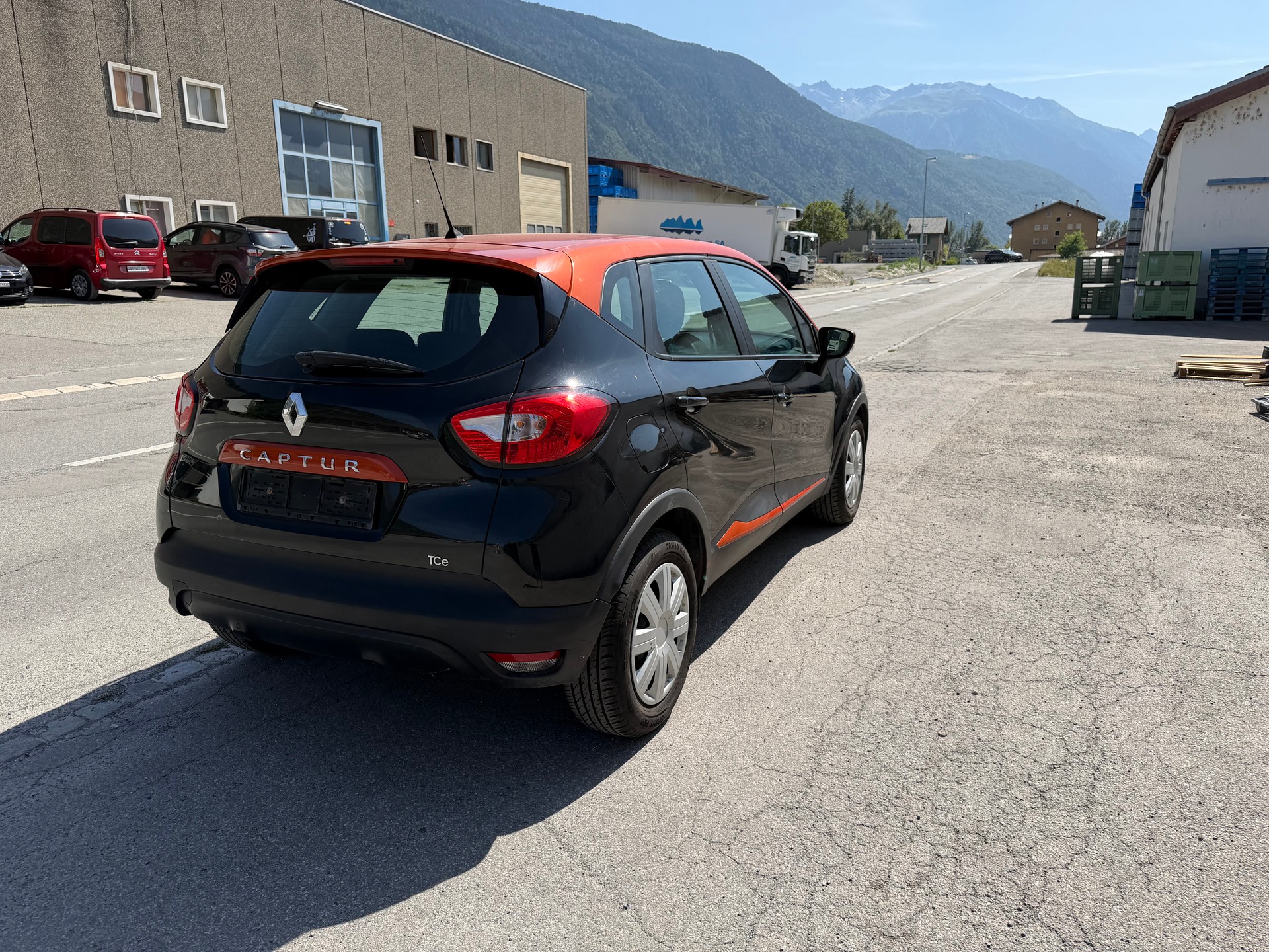 RENAULT Captur 1.2 T 16V Dynamique EDC-image-8