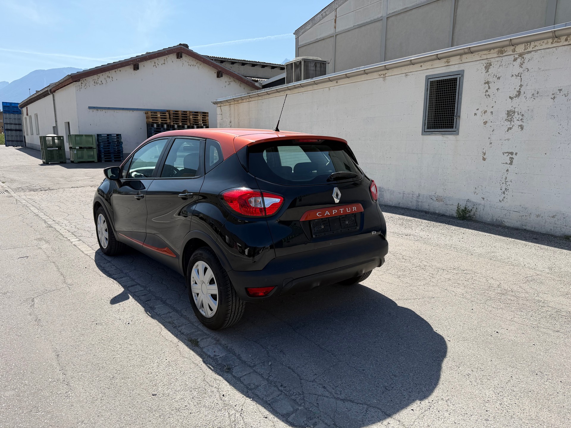 RENAULT Captur 1.2 T 16V Dynamique EDC-image-9