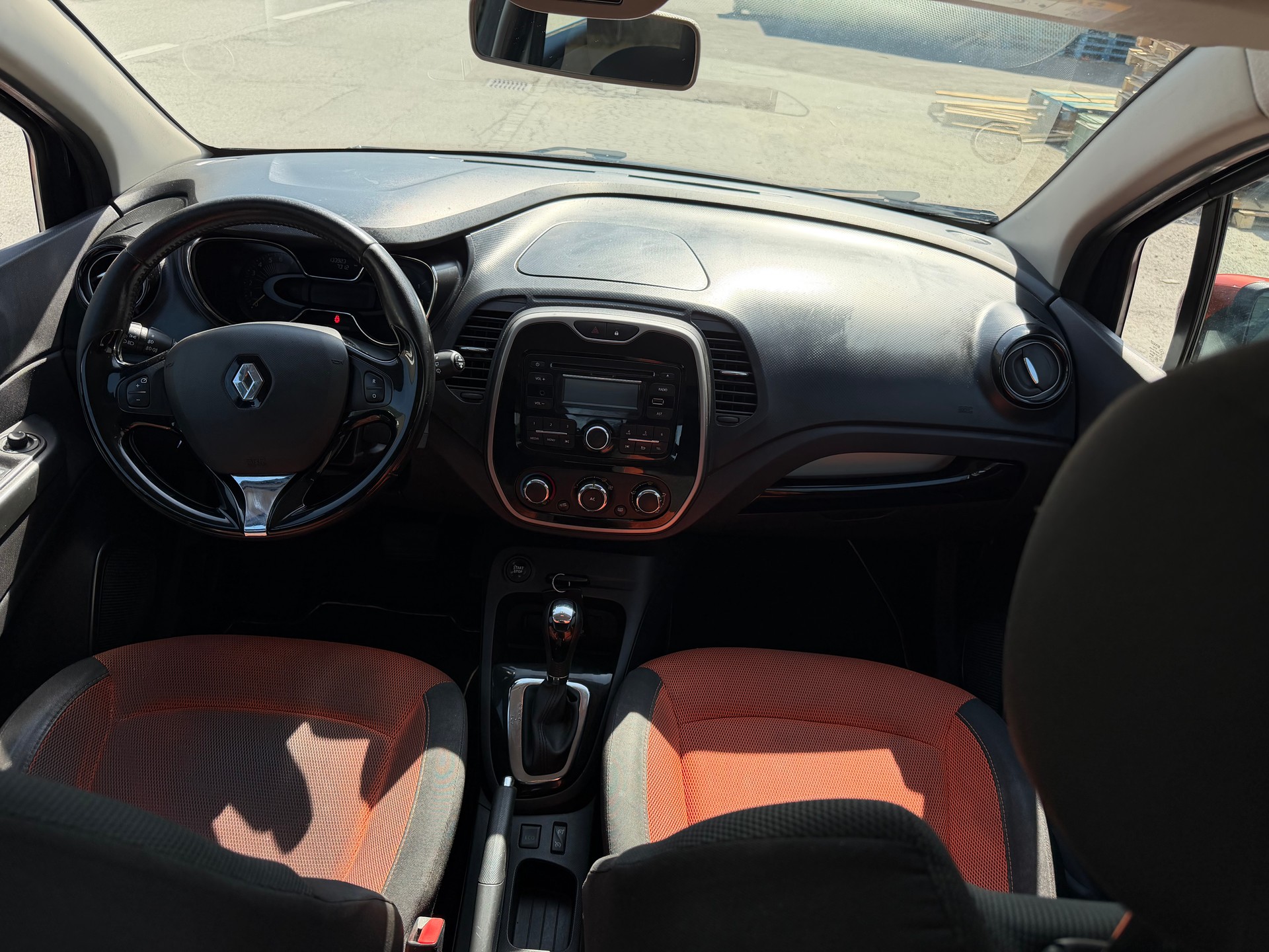 RENAULT Captur 1.2 T 16V Dynamique EDC-image-2