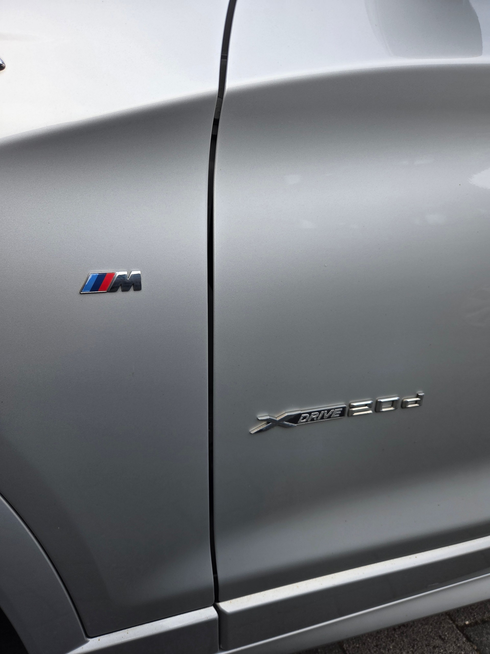 BMW 20d xDrive-image-2