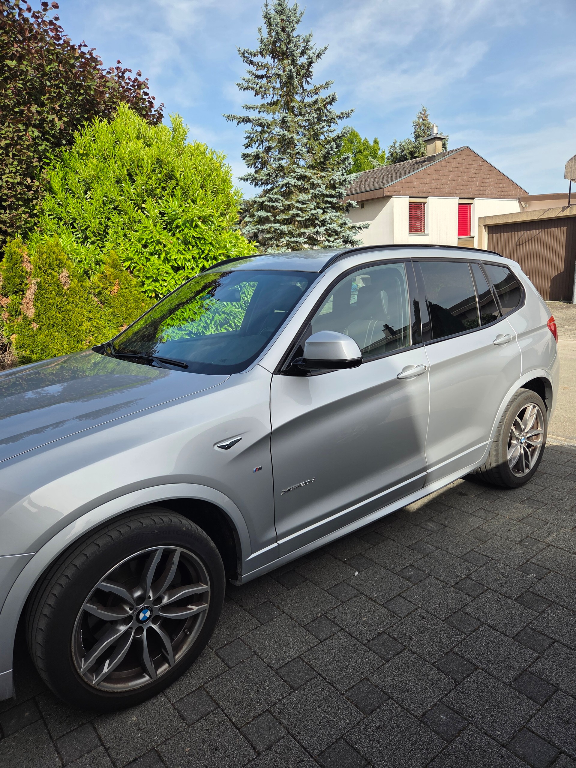 BMW 20d xDrive-image-10
