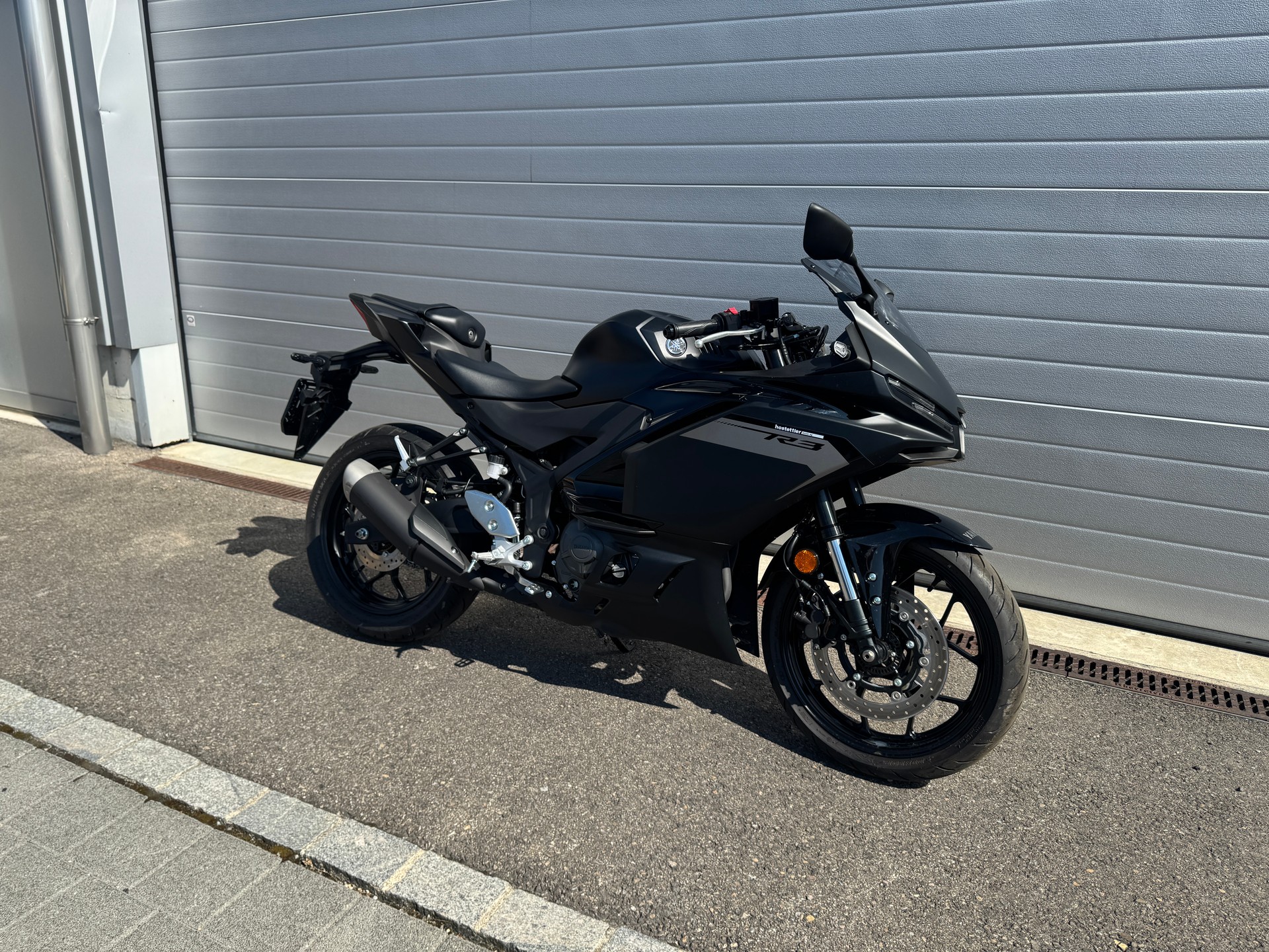 YAMAHA YZF-R3 - GRATIS LIEFERUNG