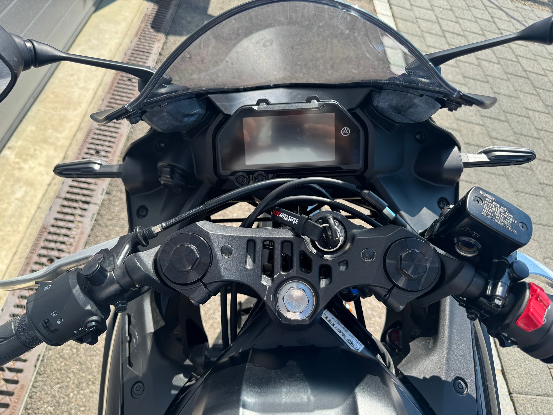 YAMAHA YZF-R3 - GRATIS LIEFERUNG-image-5