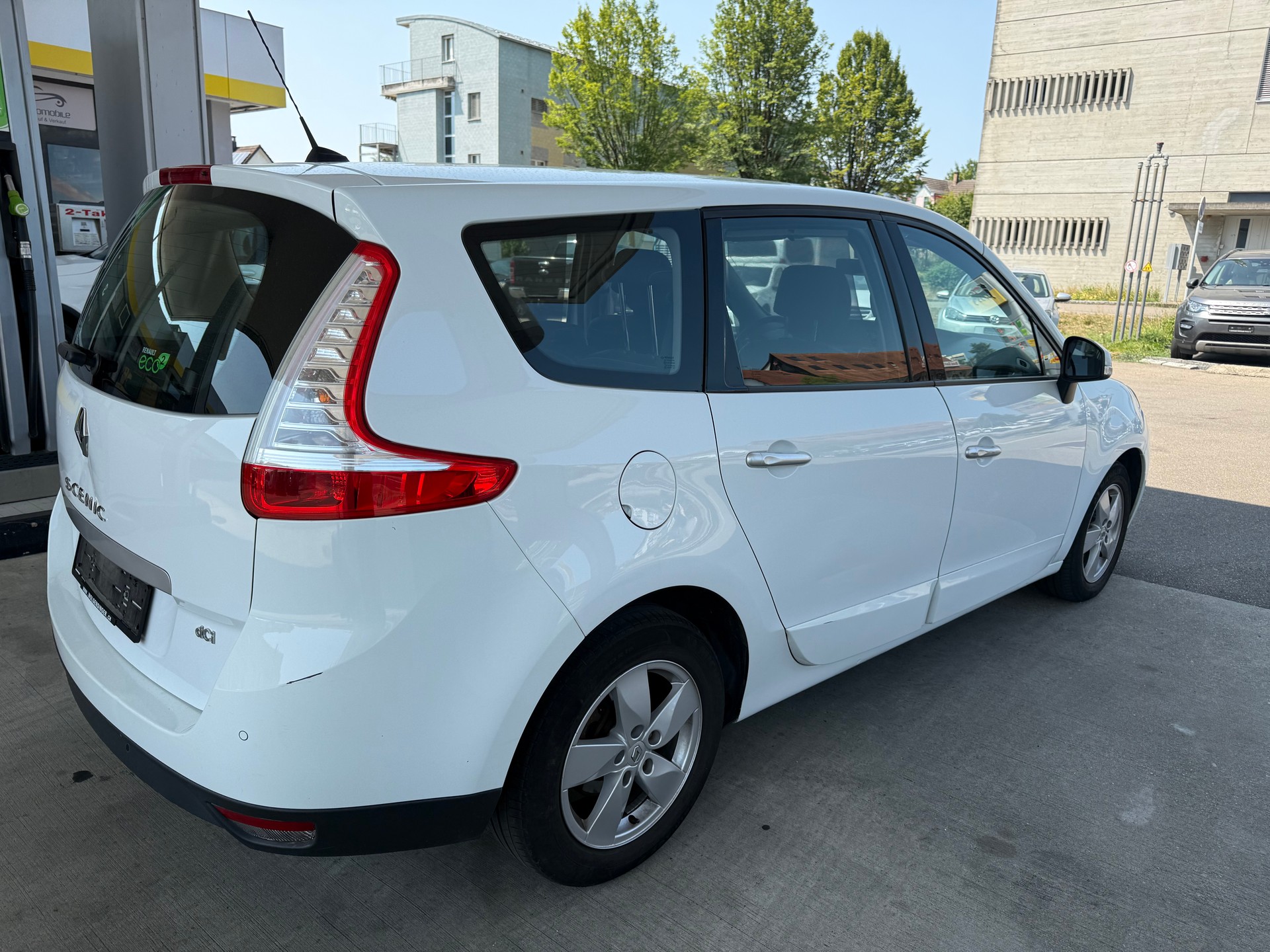 RENAULT Grand Scénic 1.5 dCi Dynamique EDC-image-5