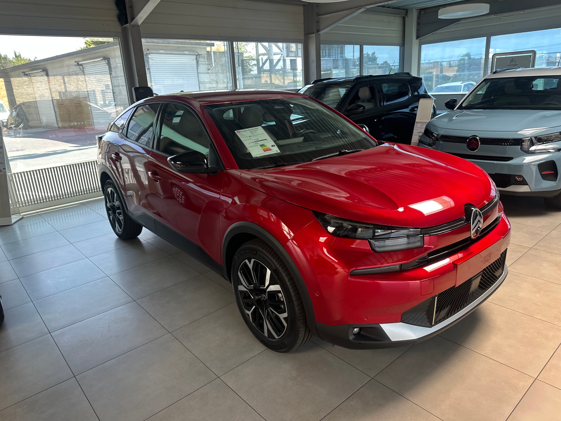 CITROEN C4 Hybrid 136 e-DCS6 Max-image-1